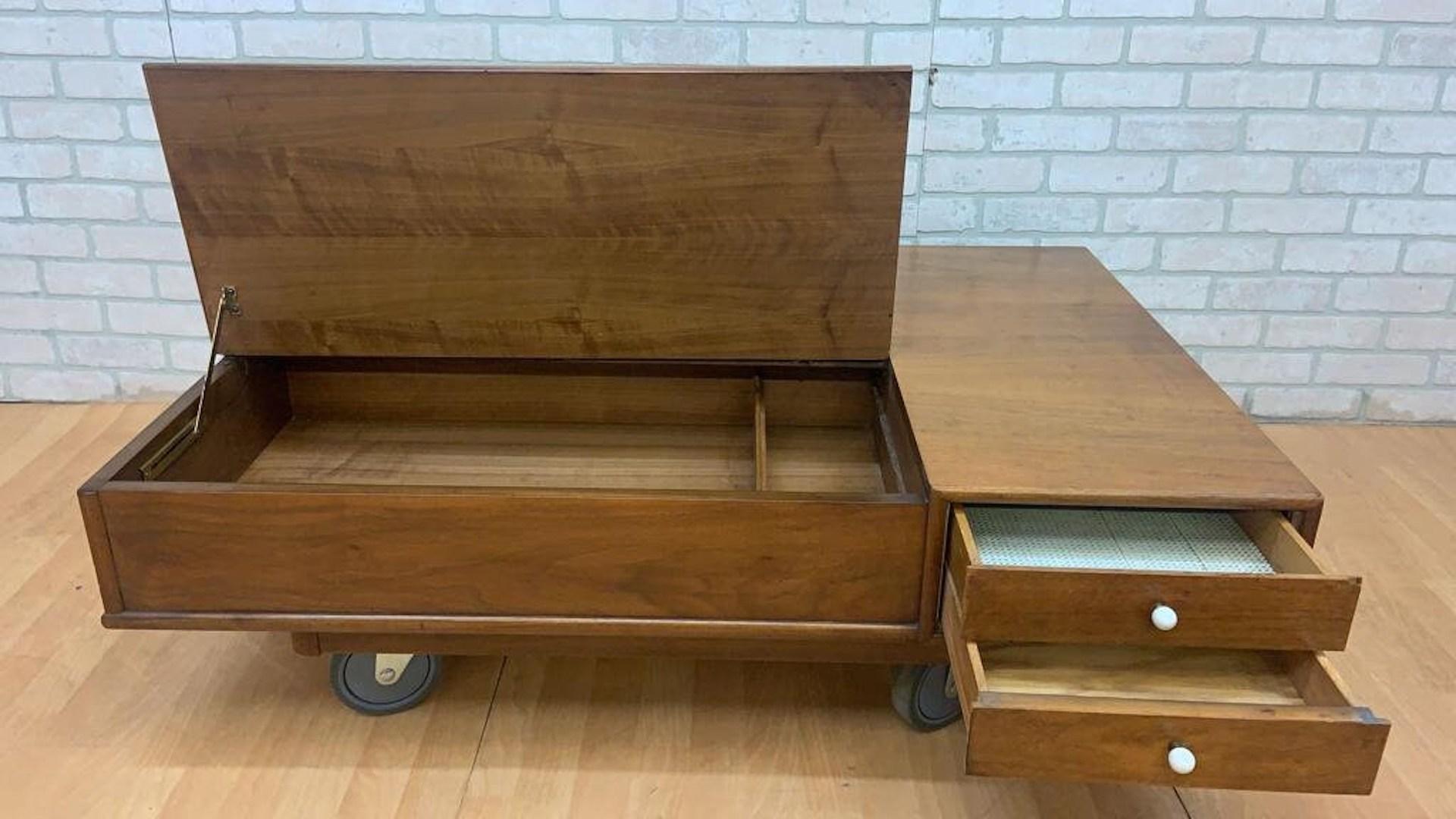 Mid-Century Modern Table basse vintage MCM conçue d'après Kipp Stewart pour Drexel en vente