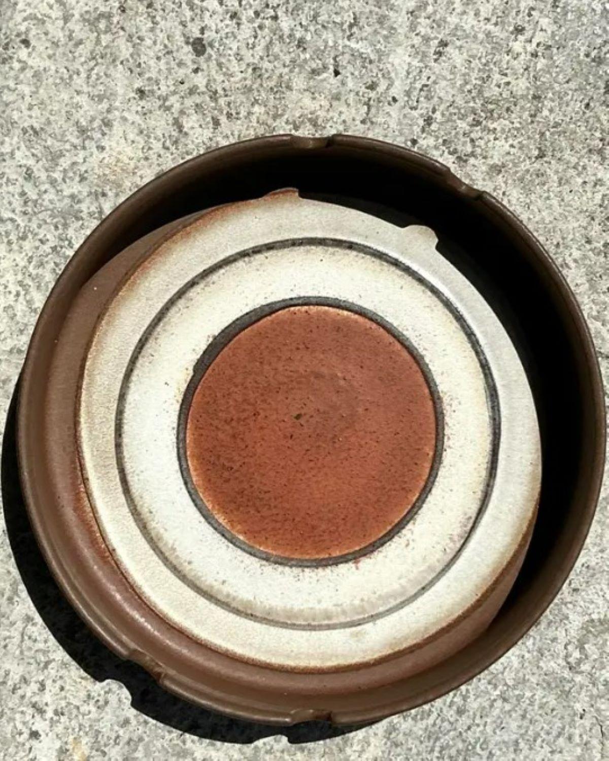 XX secolo Vintage MCM Monumentale Tedesco Occidentale Posacenere in ceramica opaca in vendita