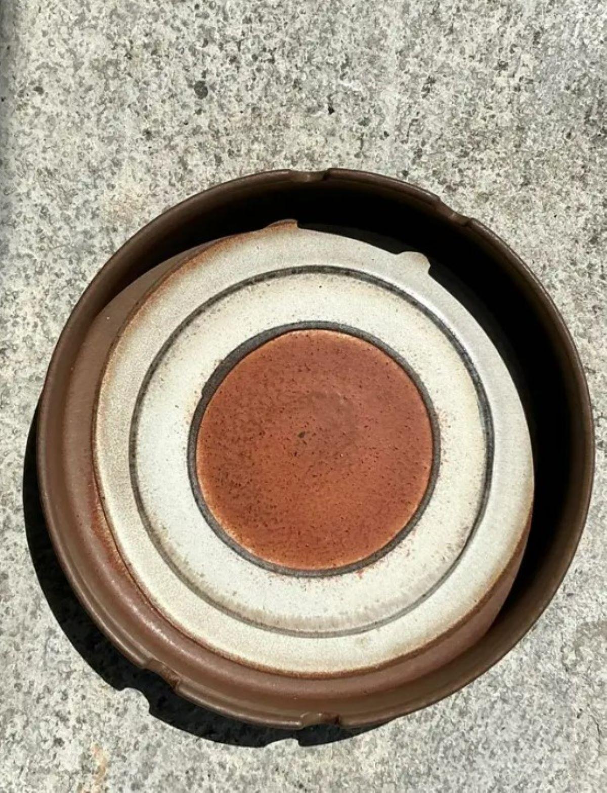 Vintage MCM Monumentale Tedesco Occidentale Posacenere in ceramica opaca in vendita 2