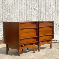 Vintage MCM Young Manufacturing Nightstands, a Pair
