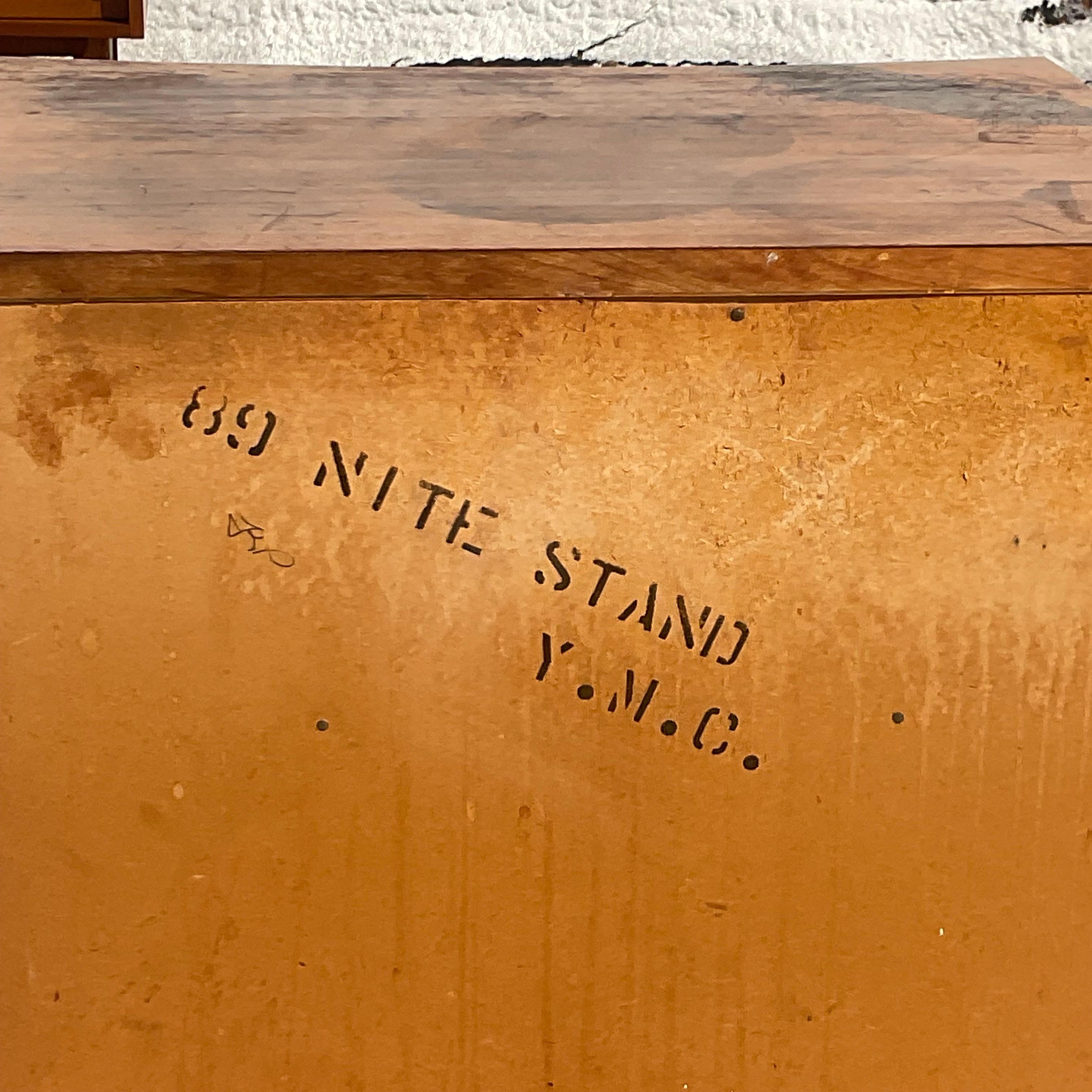 Mid-Century Modern Vintage MCM Young Manufacturing Nightstands, a Pair