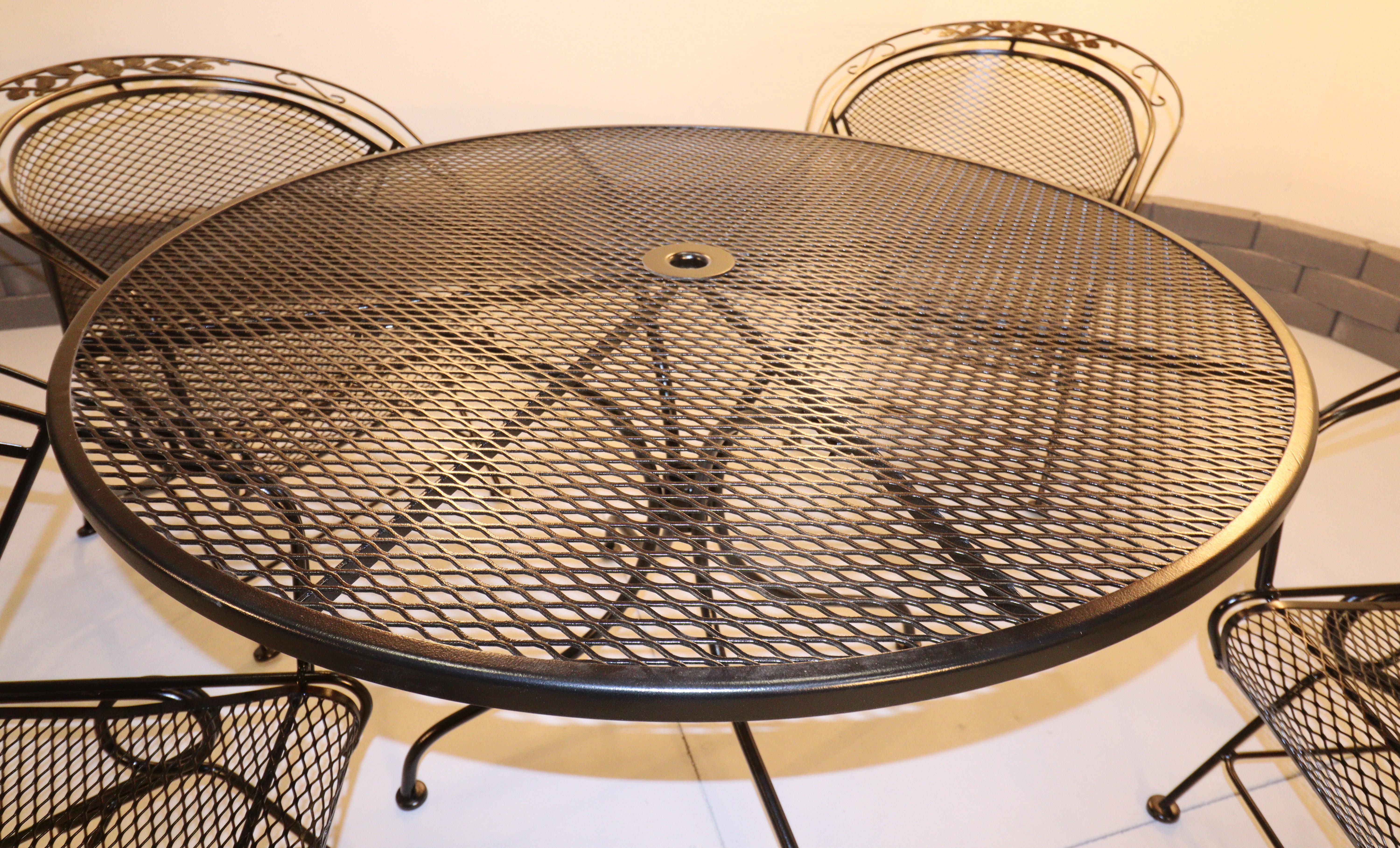 Vintage Meadow Craft collection wrought-iron Coil Spring Barrel Chairs w/ Table For Sale 4