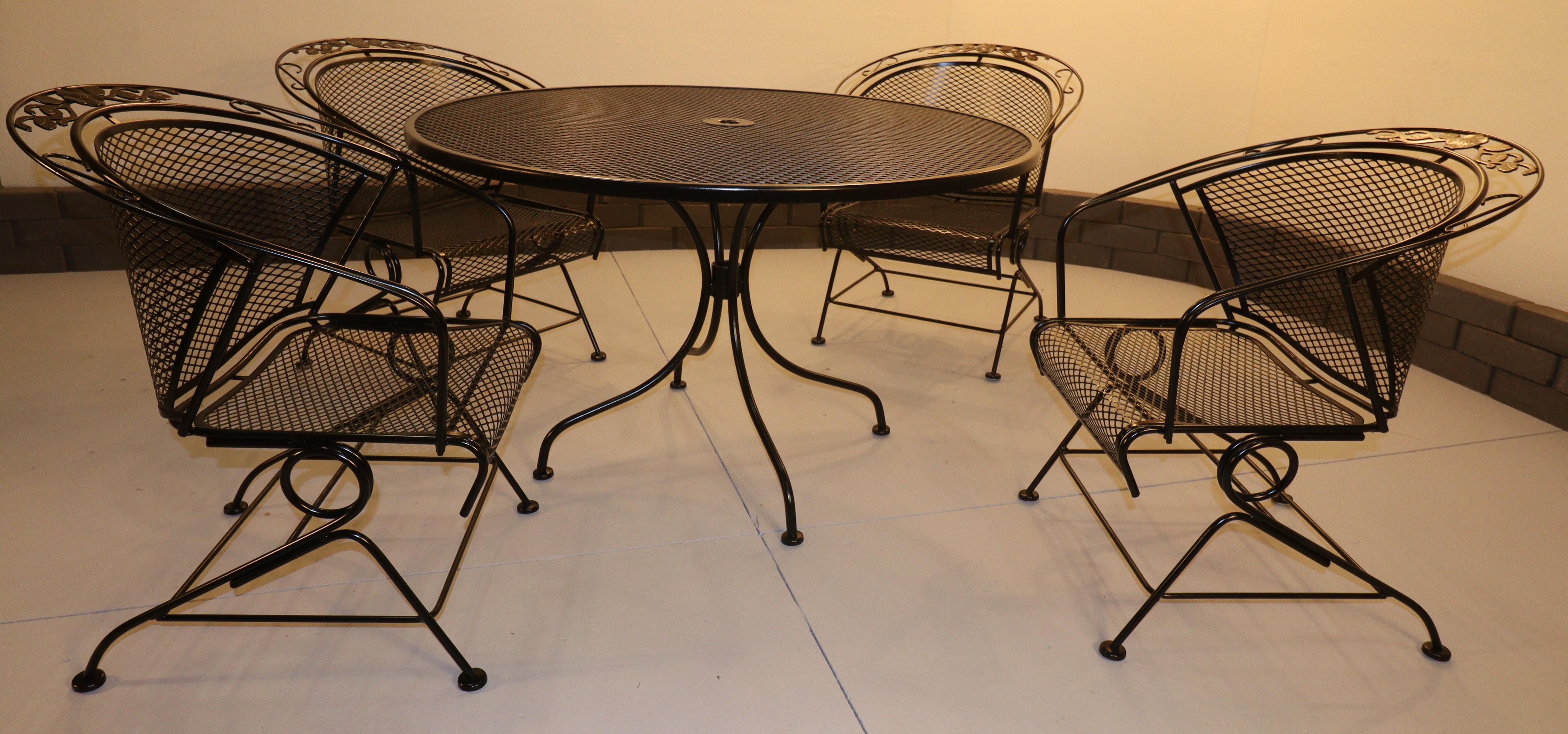 Vintage Meadow Craft collection wrought-iron Coil Spring Barrel Chairs w/ Table For Sale 5