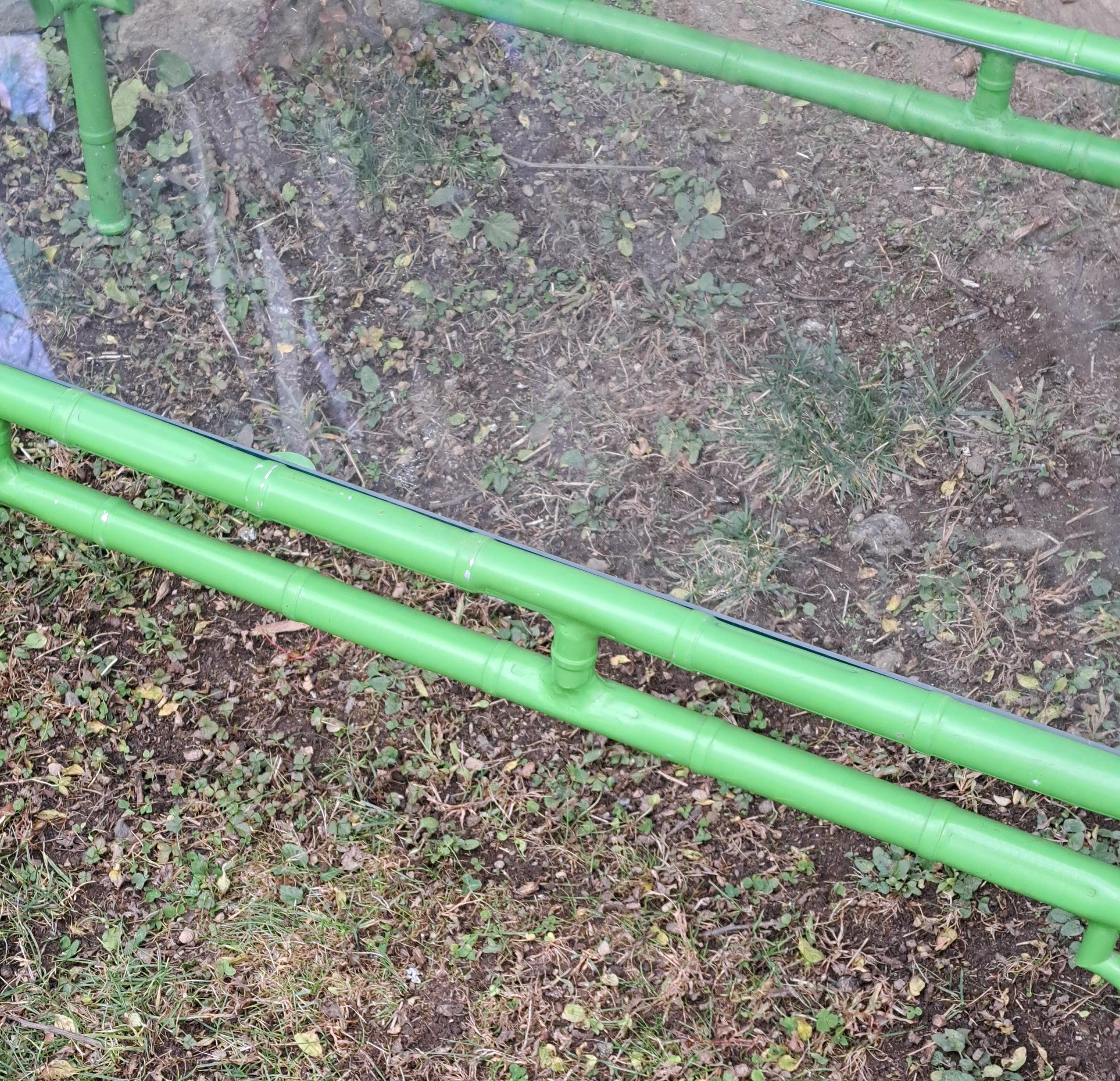 Mesa de centro vintage Meadowcraft de aluminio imitación bambú.  Mide 46,75