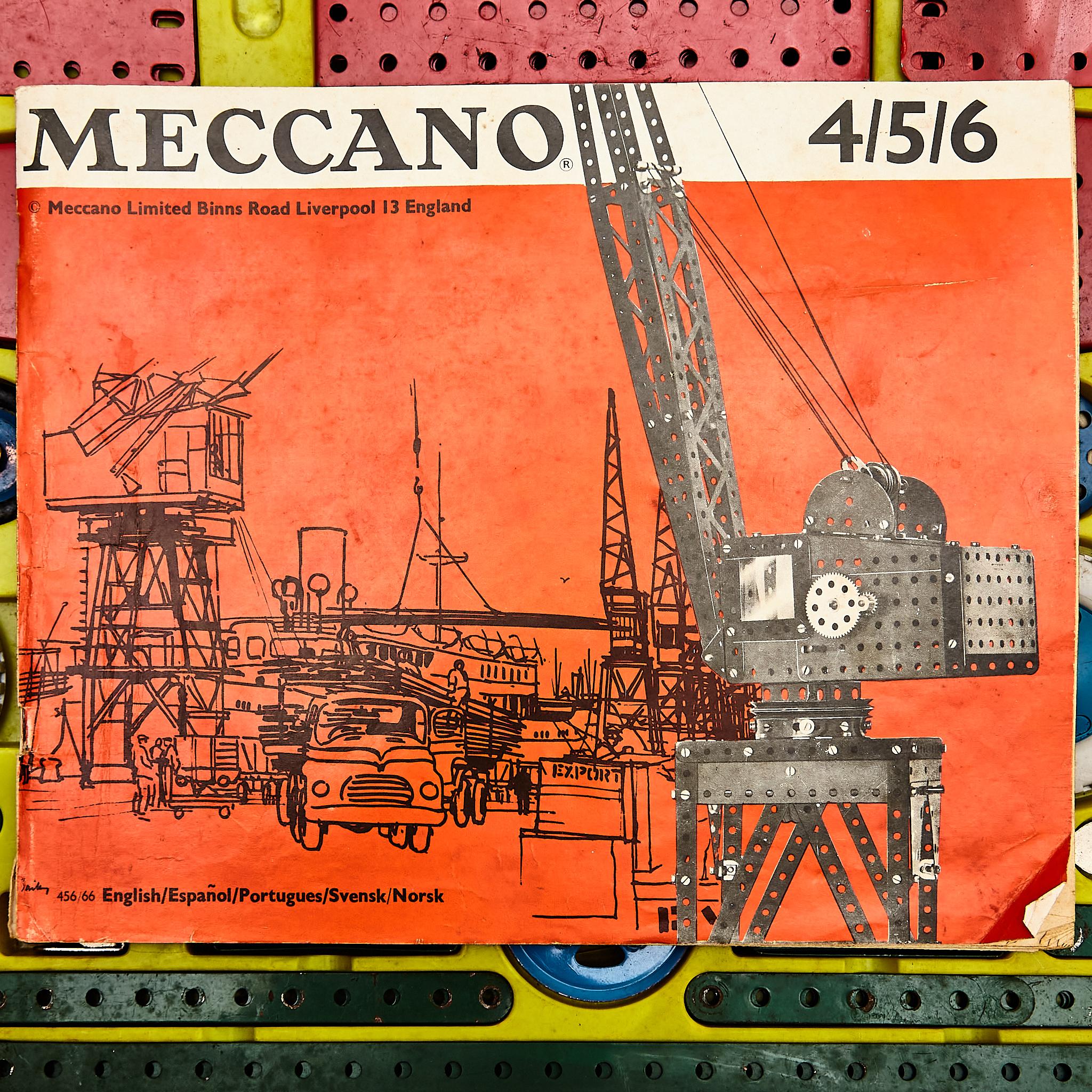 Vintage Meccano Building Game in Original Box For Sale 8