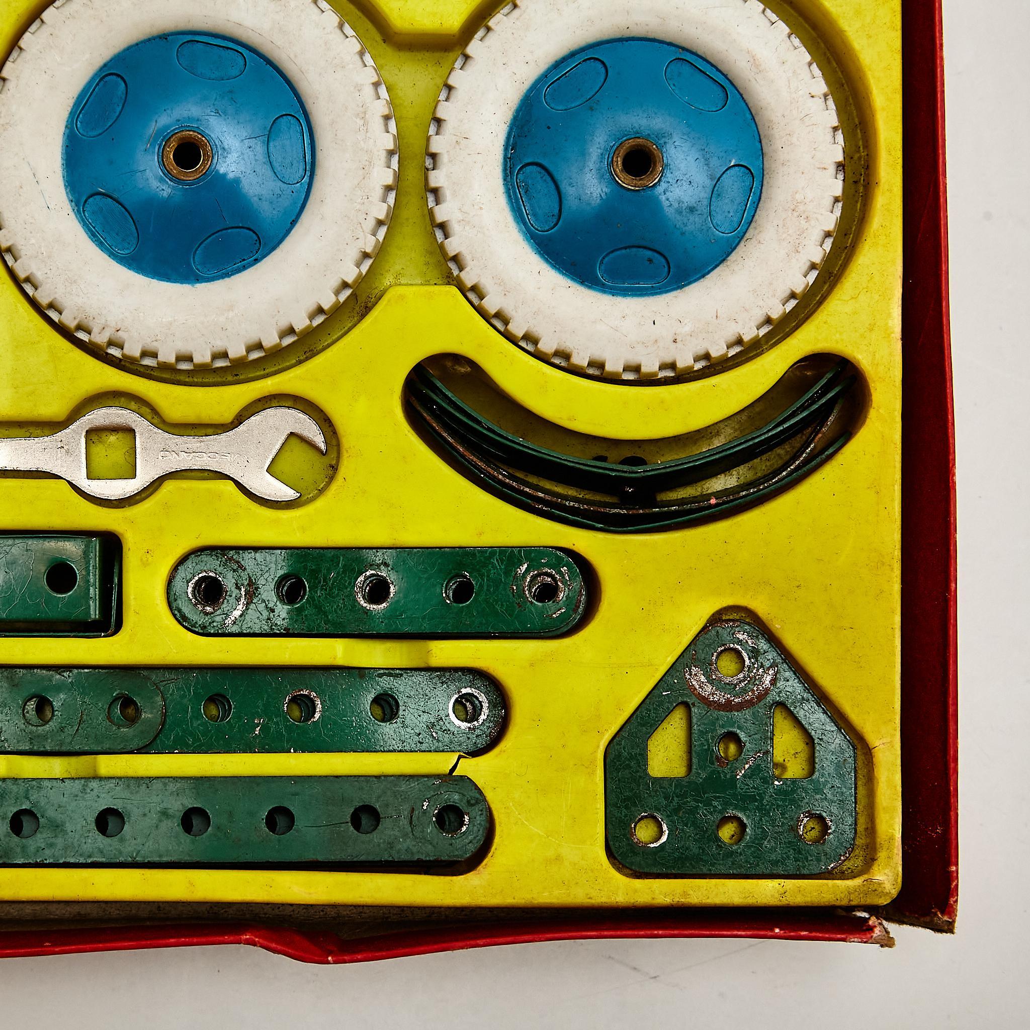 Vintage Meccano Bauspiel in Originalverpackung (18. Jahrhundert und früher) im Angebot