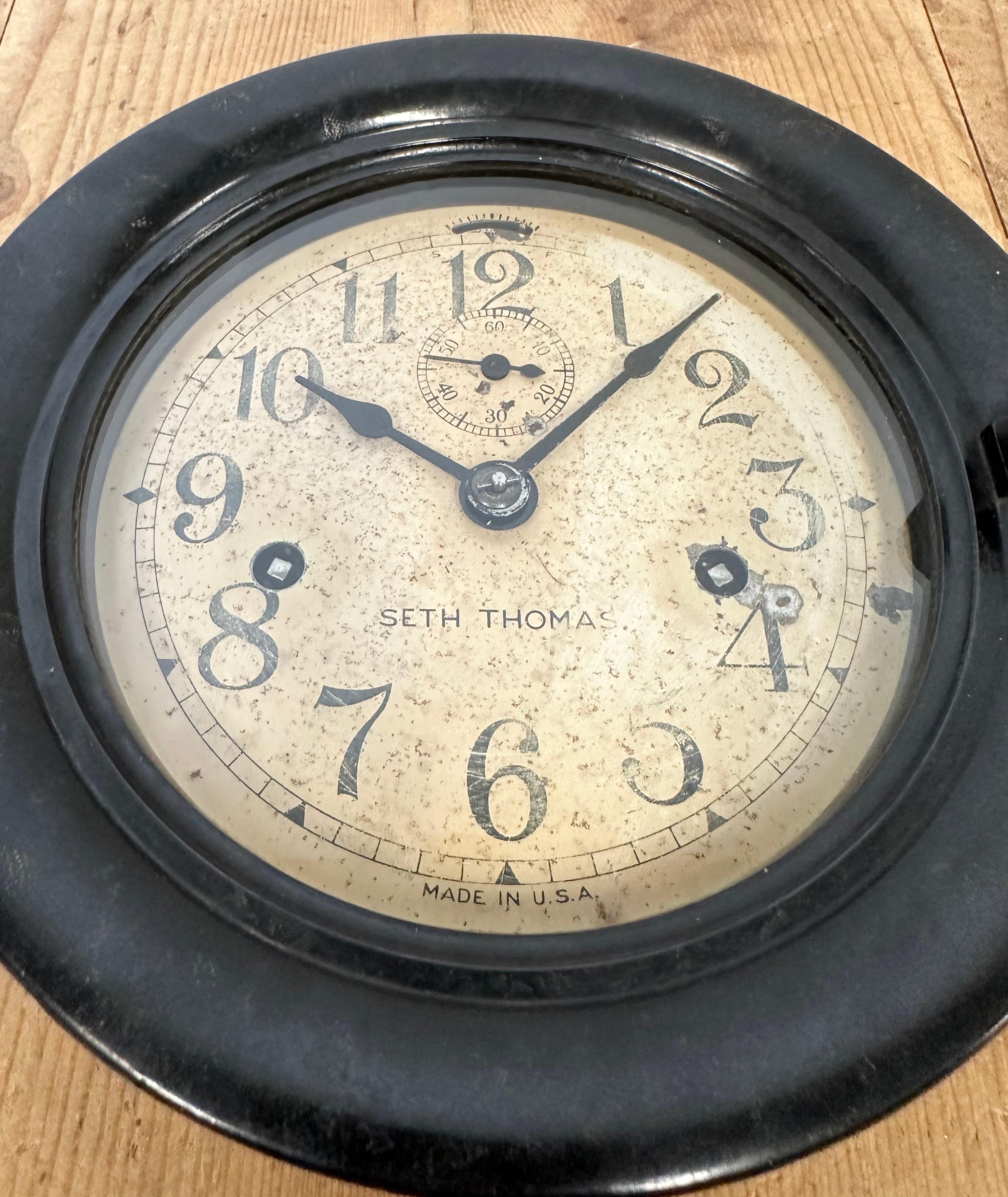  Vintage Mechanical Bakelite Maritime Wall Clock from Seth Thomas, 1950s For Sale 2