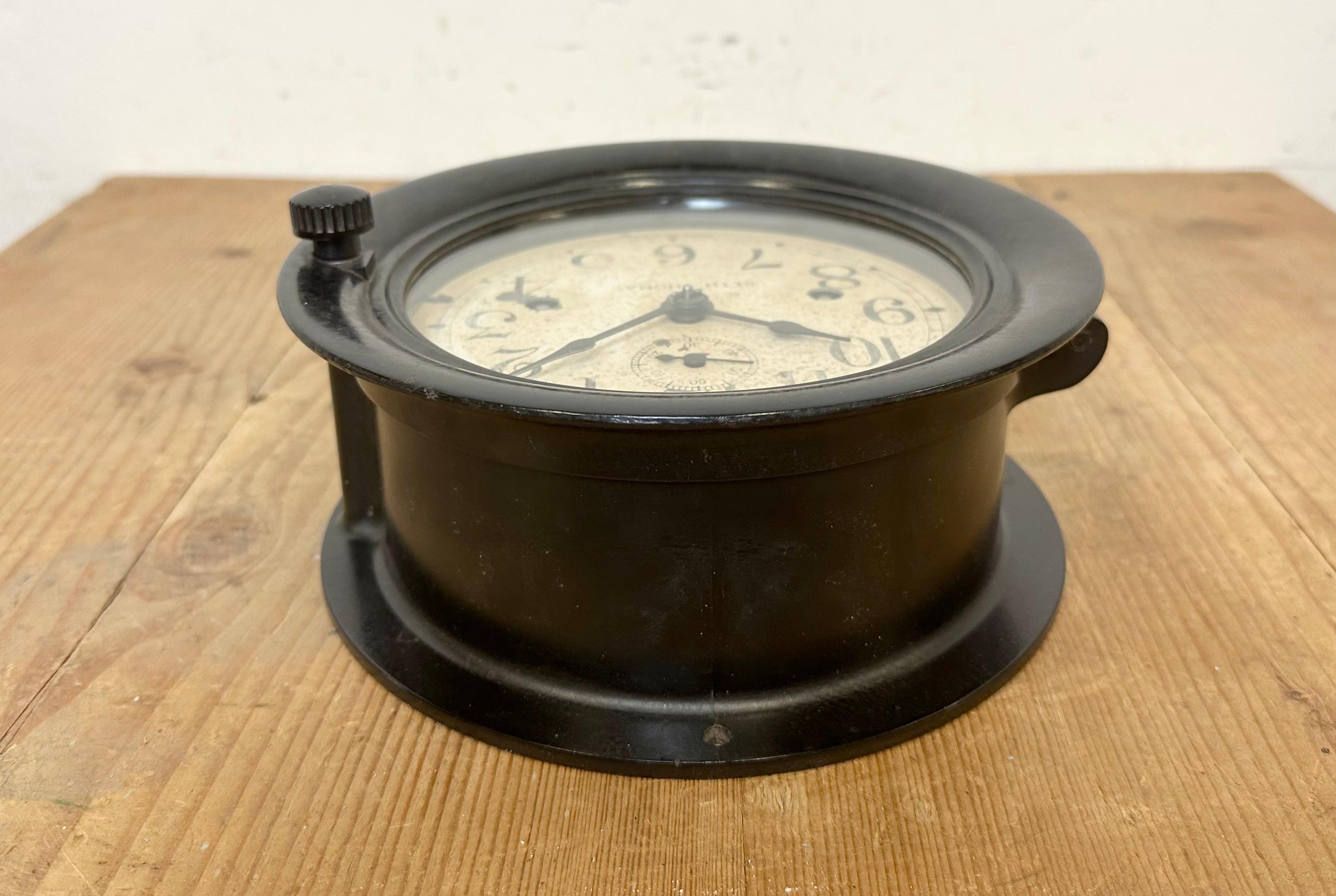  Vintage Mechanical Bakelite Maritime Wall Clock from Seth Thomas, 1950s For Sale 4