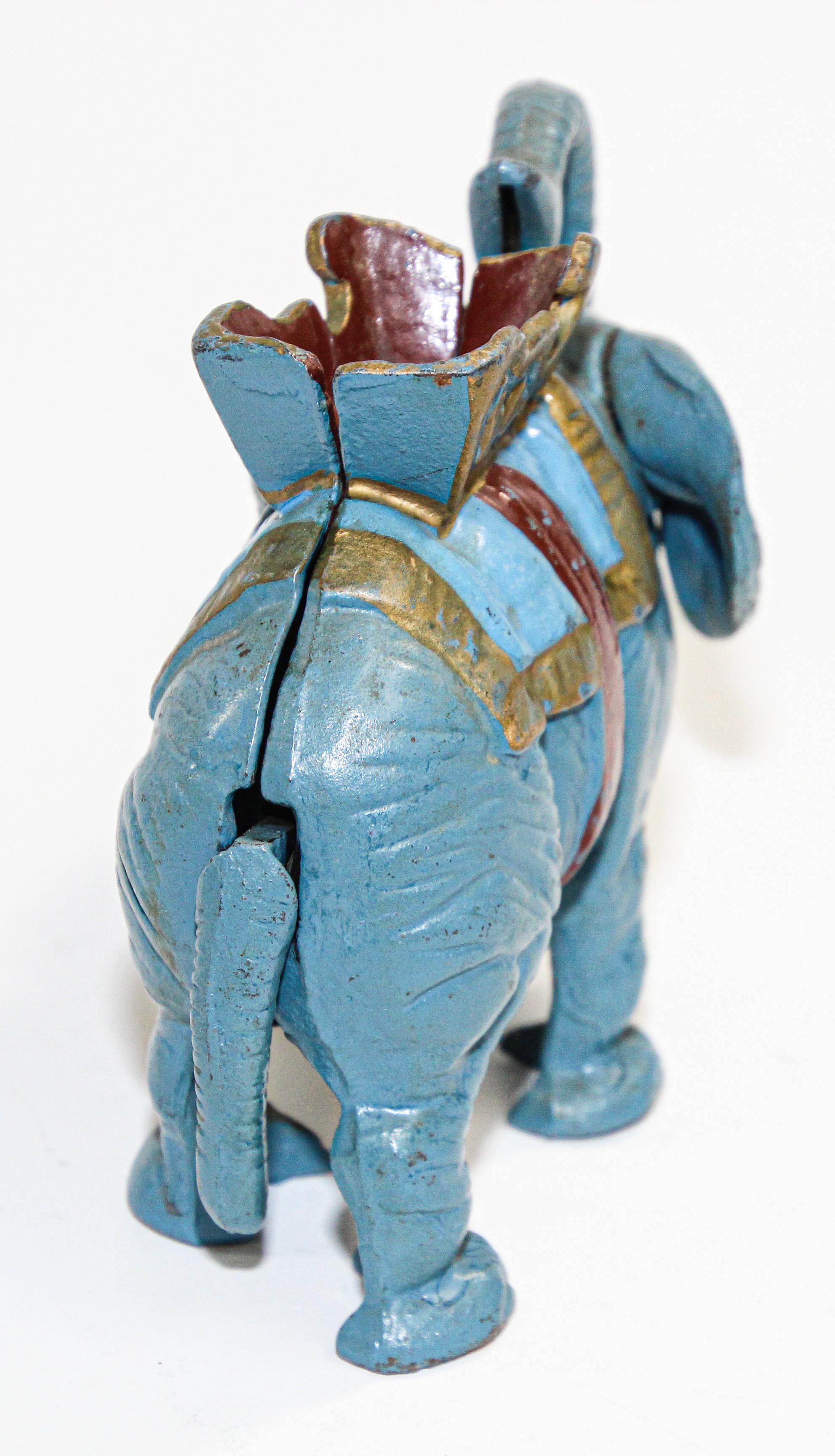 Artisanat Jouet de collection vintage en fonte mécanique d'éléphant en forme de tirelire