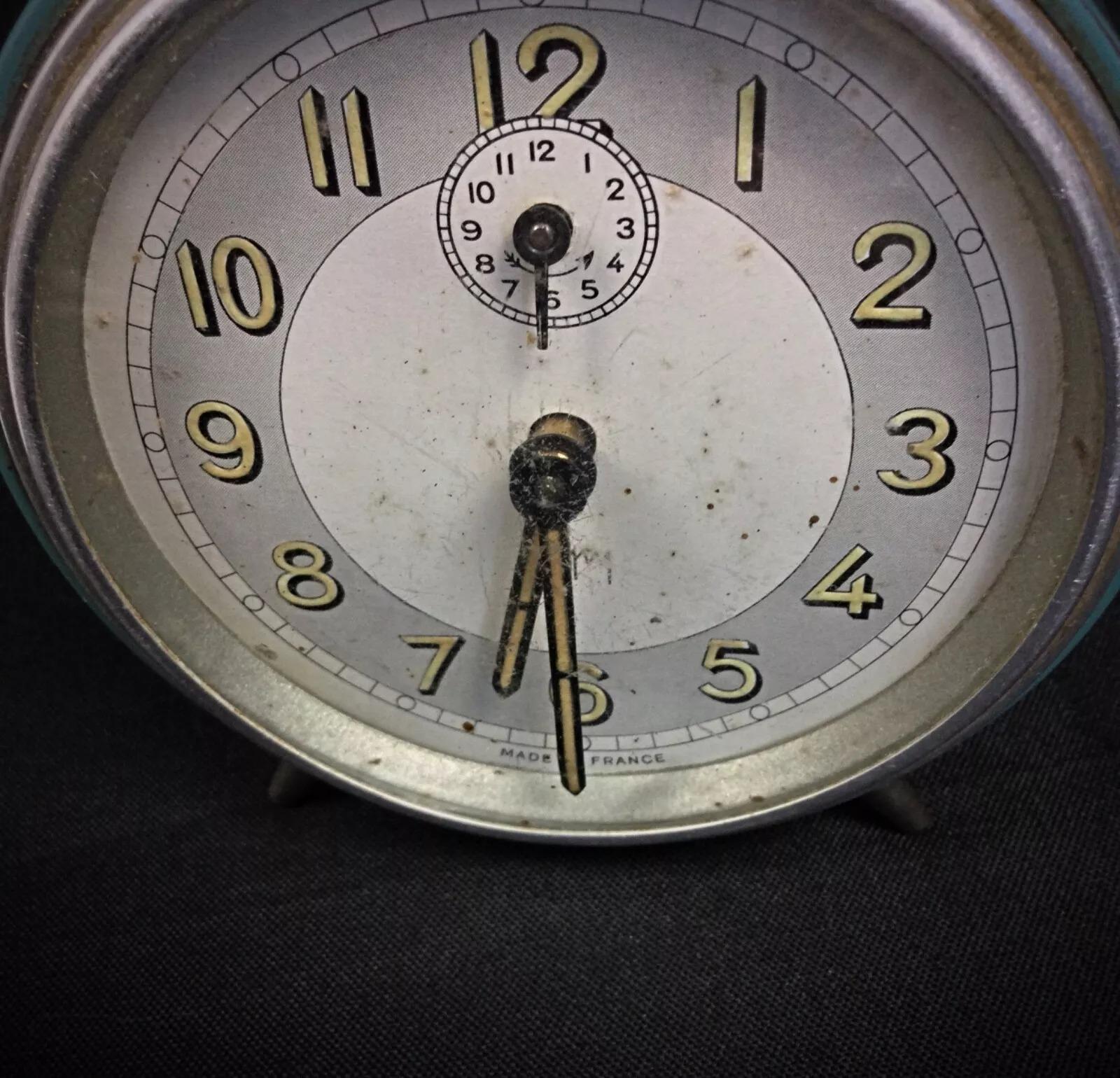 Metal Vintage Mechanical Japy Alarm Clock - Blue - 2Y258 For Sale