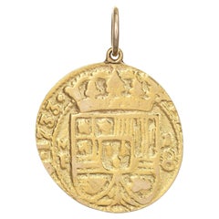 Vintage Medallion Pendant 18k Yellow Gold Heraldic Crown Theme Large Charm