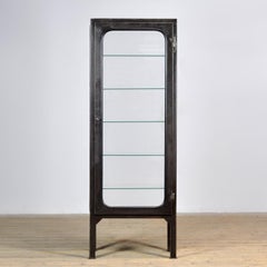 Armadio medico vintage, anni '70