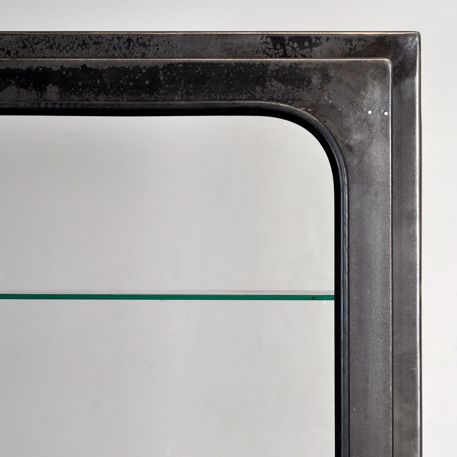 Cabinet médical vintage, années 1970 en vente 1