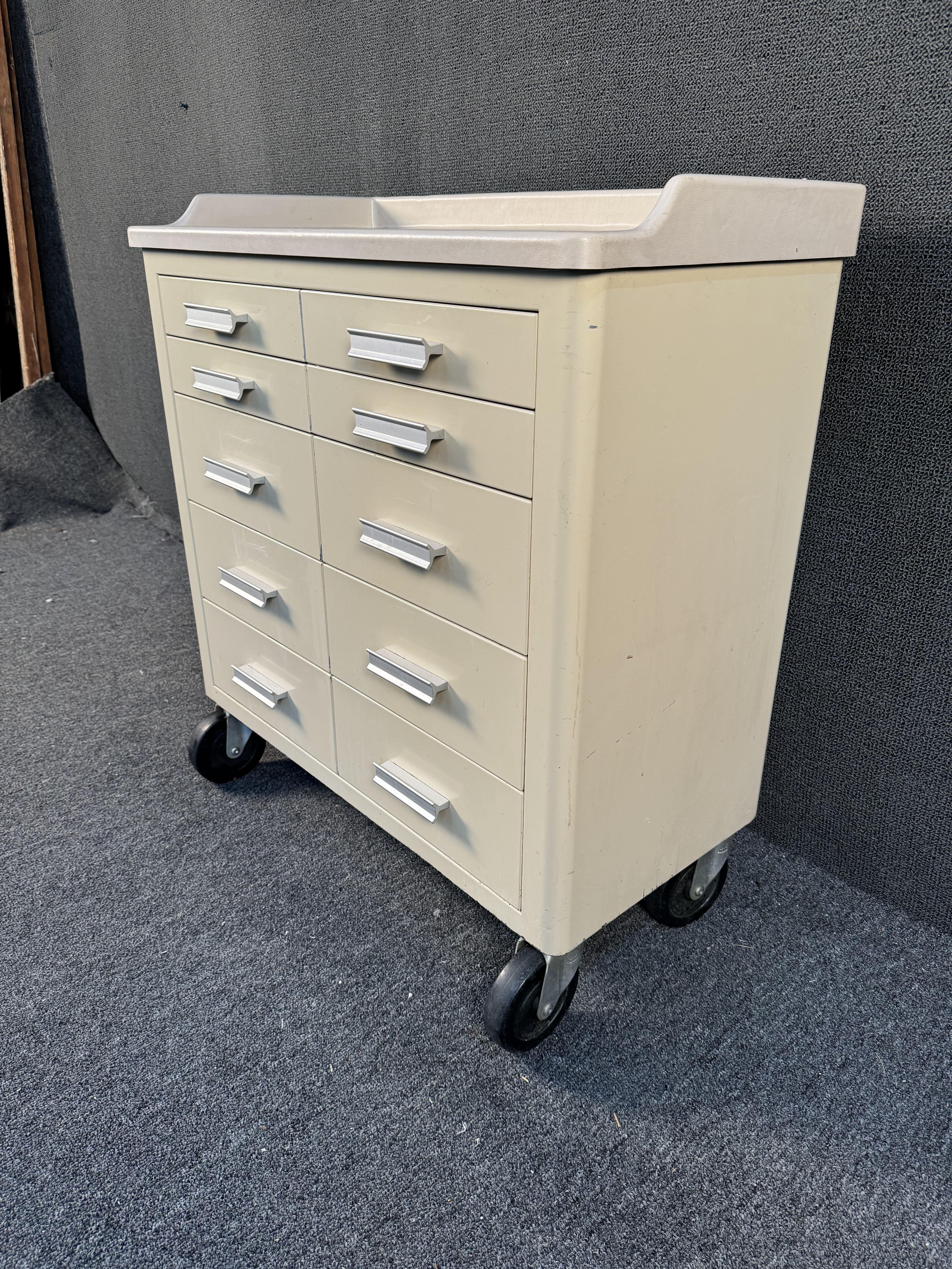 Mid-Century Modern Vintage Medical Cabinet by United Medical Fabricators For Sale