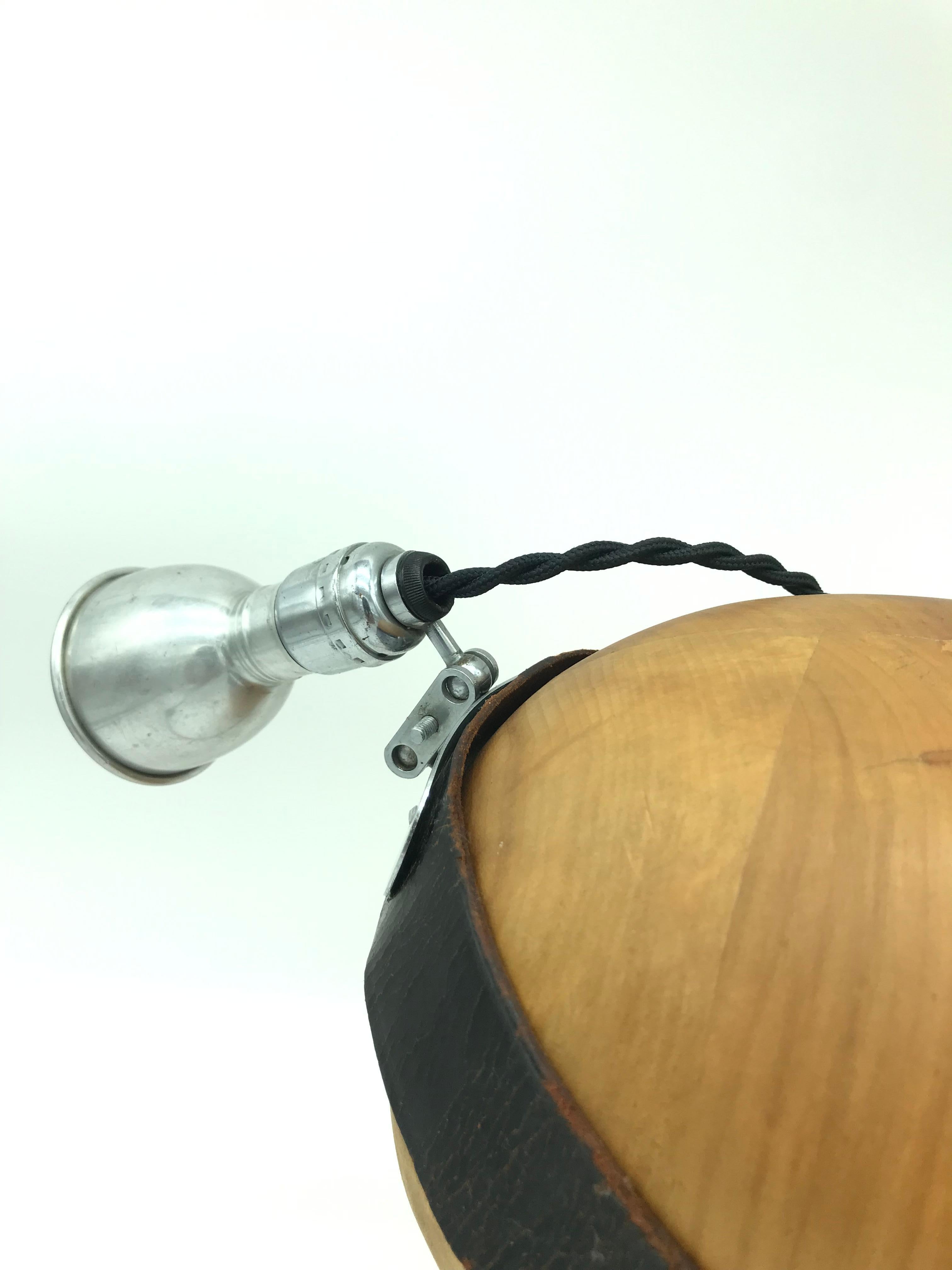 Vintage Medical Head Stand Table Lamp In Good Condition In Søborg, DK