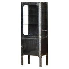 Vintage medicine cabinet, 1970s