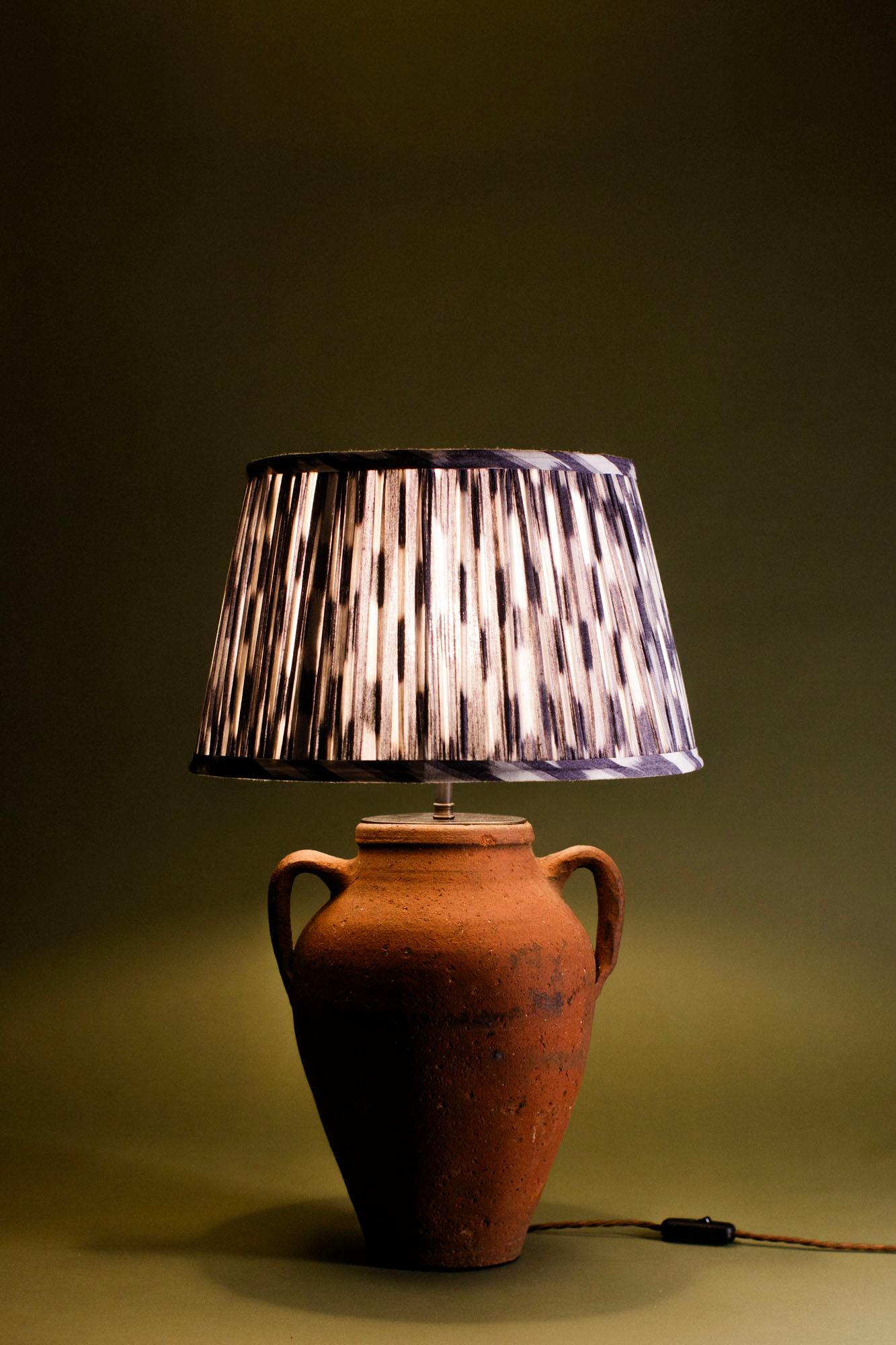 Vintage Mediterranean Terracotta Table Lamp, Hand-Thrown Turkey, 20th Century In Good Condition For Sale In London, GB