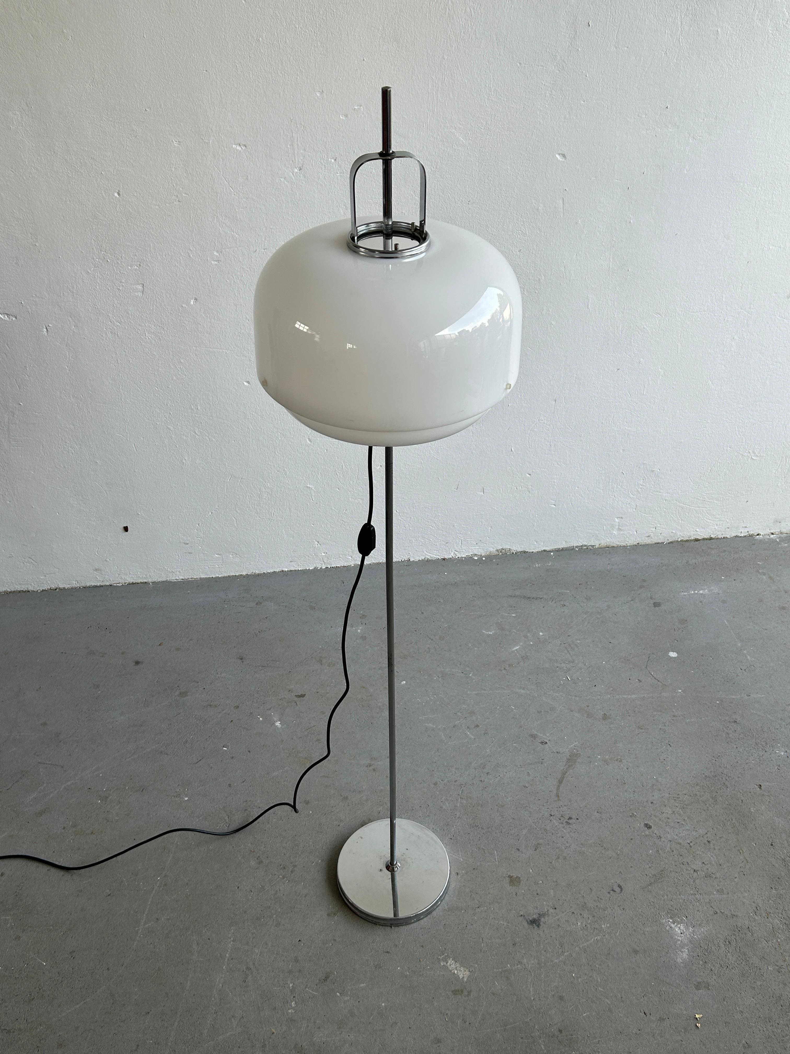 Late 20th Century Vintage 'Medusa' Mid Century Floor Lamp, Meblo for Harvey Guzzini, 1970s