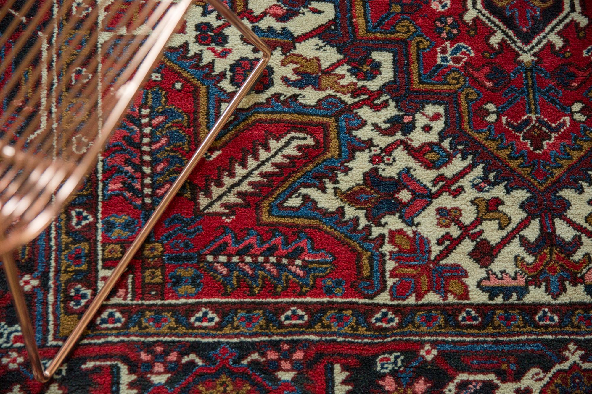 Vintage Mehrivan-Teppich (Persisch) im Angebot