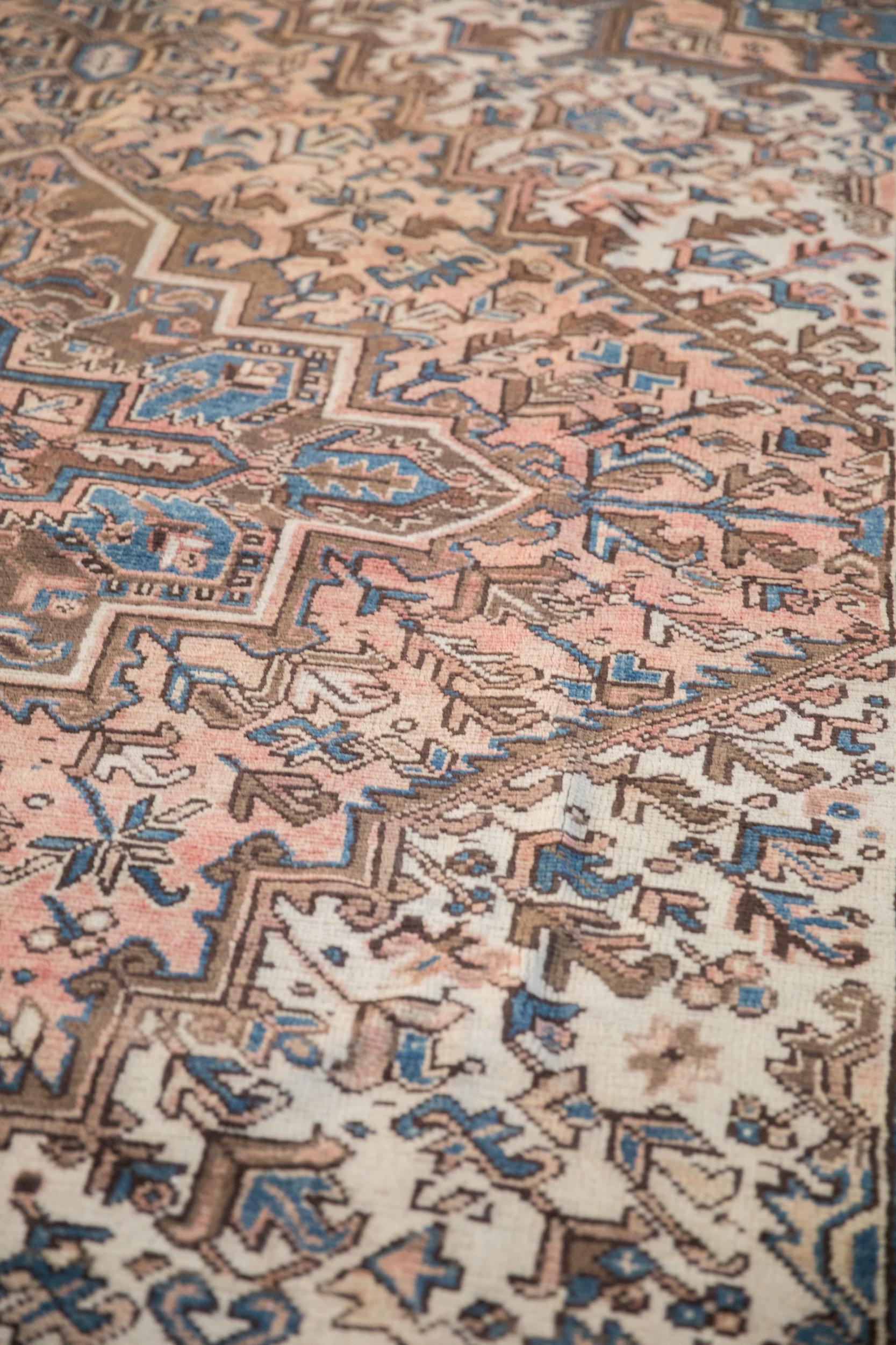 Alfombra Mehrivan Vintage mediados del siglo XX en venta
