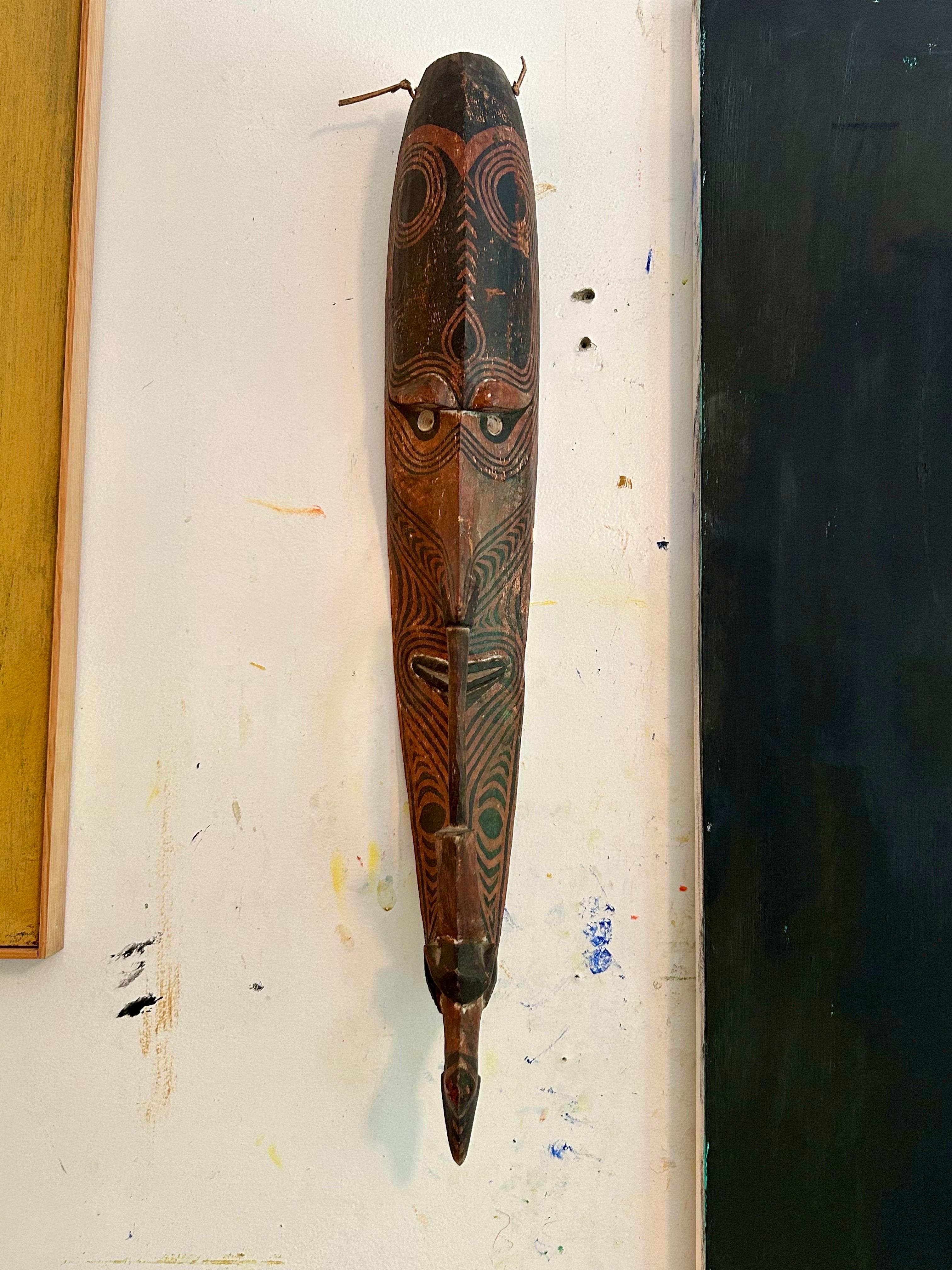 Vintage Mei Maske Oceanic Arts (Handgeschnitzt) im Angebot