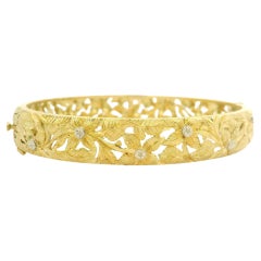 Vintage Meini 18k Gold Hand Engraved Highly Detailed Floral Hinged Bracelet