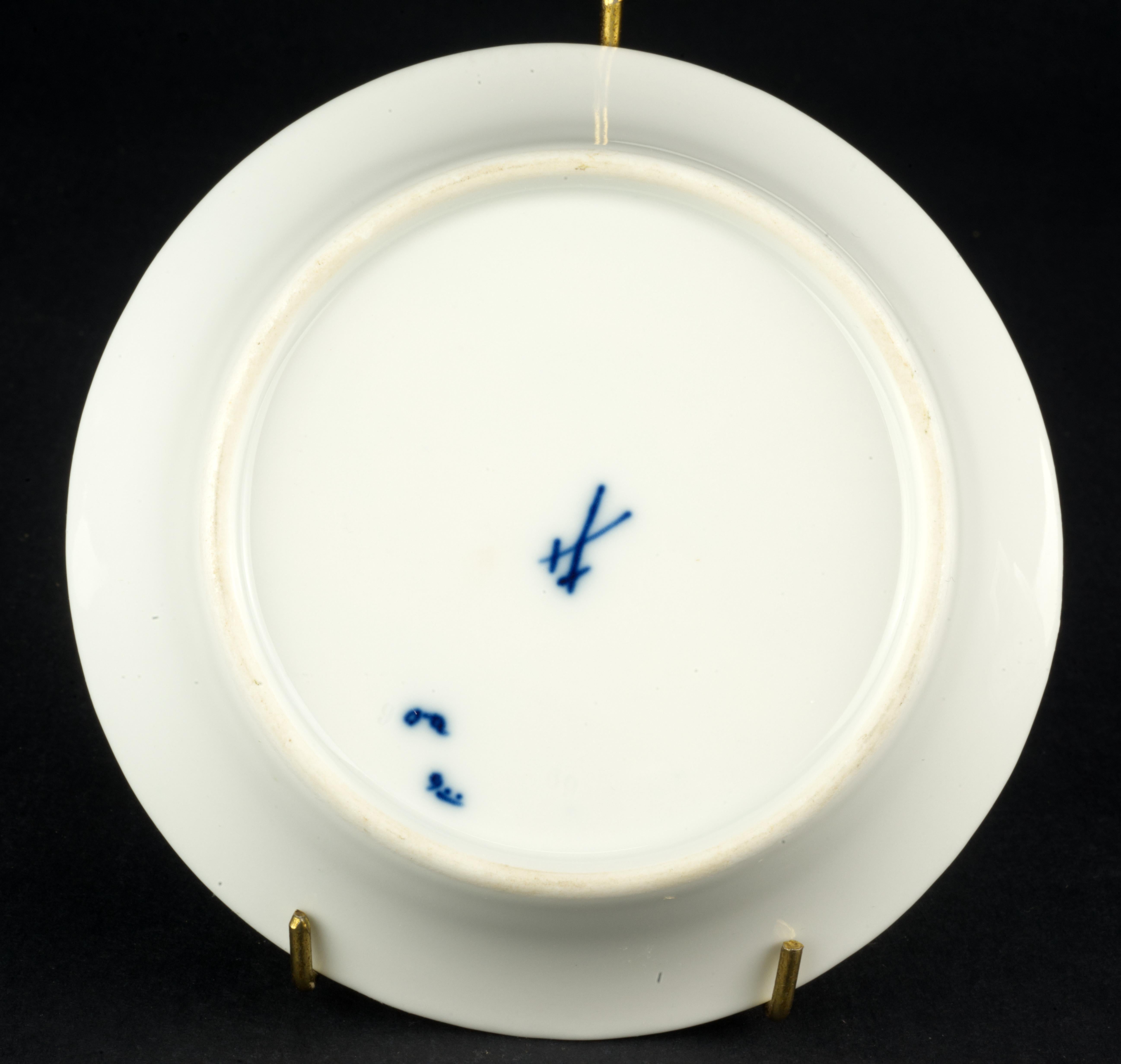 20th Century Vintage Meissen Blue Onion Set of Cup and Saucer Blue White Porcelain For Sale