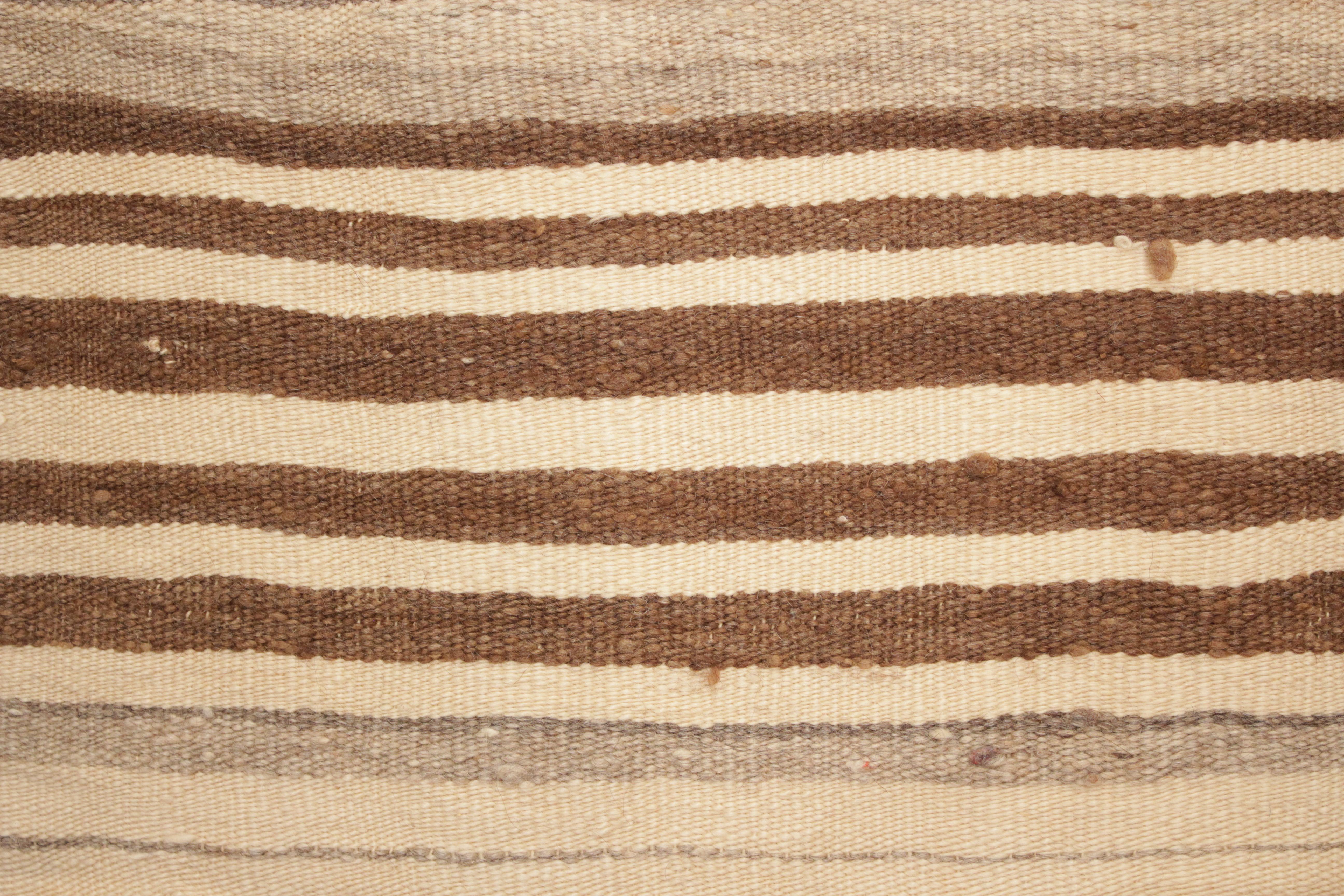 20th Century Tapis berbère vintage Mejjat Haik Kilim tissé à plat en vente