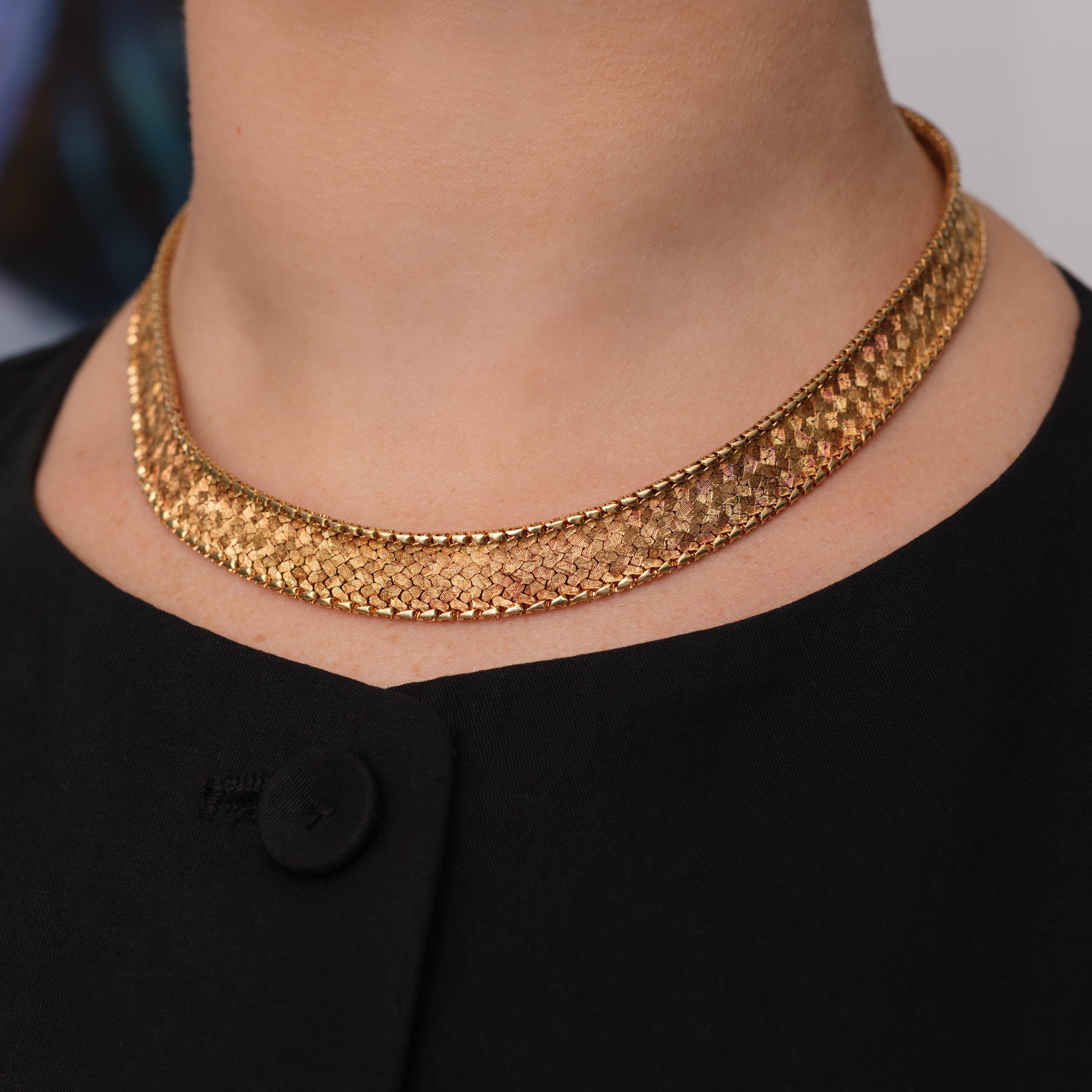 Vintage Mellerio Paris 18 Karat Yellow and Rose Collar en vente 3