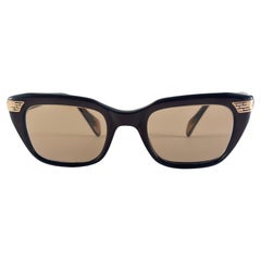Vintage Menrad Midcentury Dark Burgundy 1960's Sonnenbrille