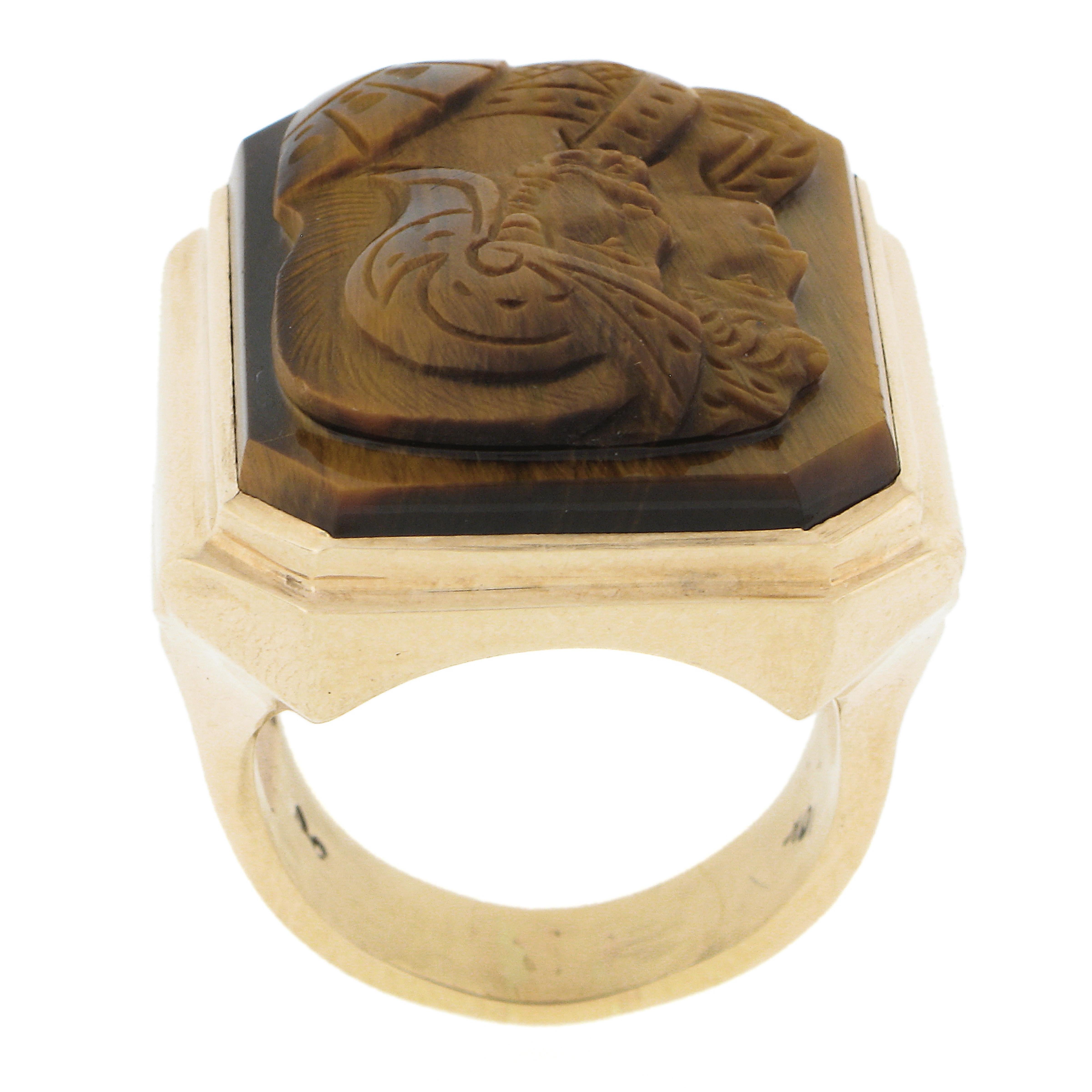 Vintage Mens 10K Gold Bezel Tiger's Eye Carved Dual Warrior Cameo Step Side Ring For Sale 3