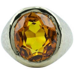 Vintage Men's 10 Karat Yellow Gold Oval Orange Citrine Solitaire Heavy Ring