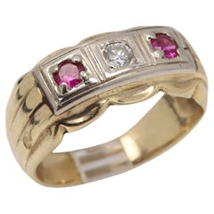 Used Men's 3 Stone Ring 14 Karat Yellow White Gold Ruby Diamond circa 1940's