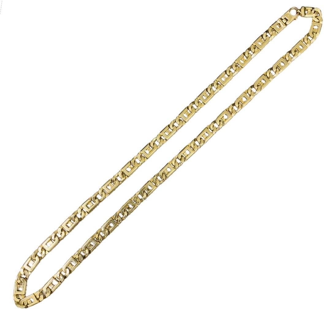Vintage Men’s 8mm Fancy Link Chain 24 Inch 14k Gold. Very unique chain with a rare fancy link and heavy weighing approx 67g
The chain is stamped MB for designer and 14k Italy
Rare opportunity to own this luxury chain.