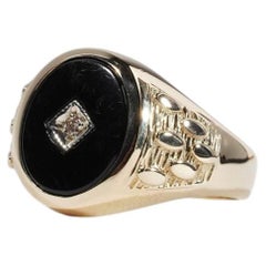 Vintage Mens Black Onyx Diamond Inlay Oval Signet Ring 9ct Yellow Gold V / 10.5