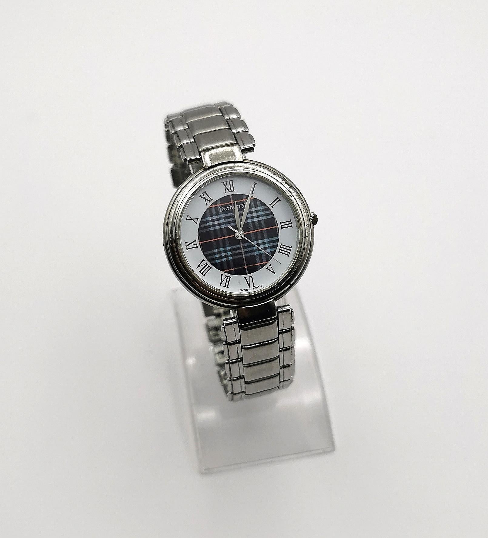 Moderne Montre-bracelet vintage en acier Burberry pour homme