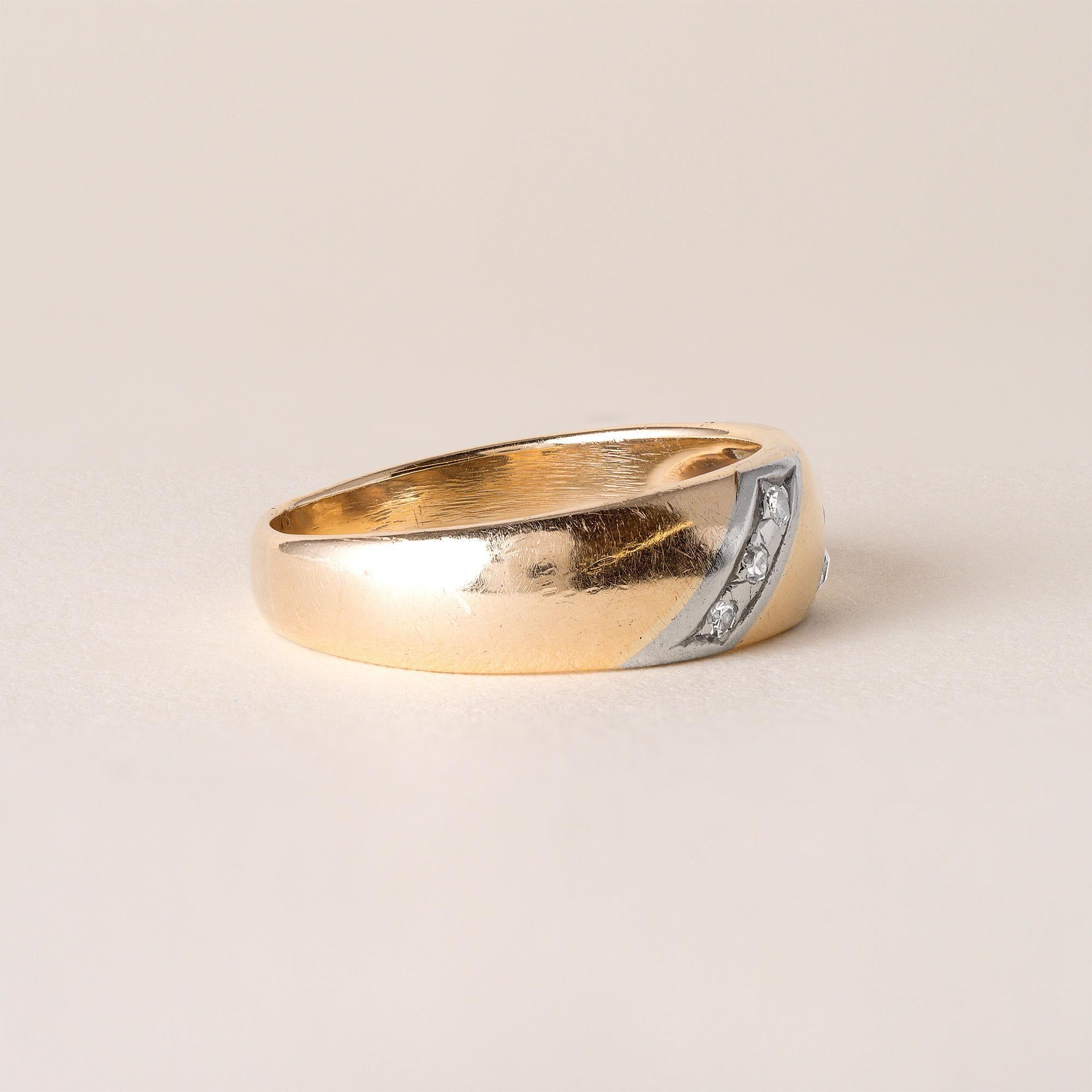 Modern Vintage Men's Diamond Ring Band 14K Two Tone Gold For Sale