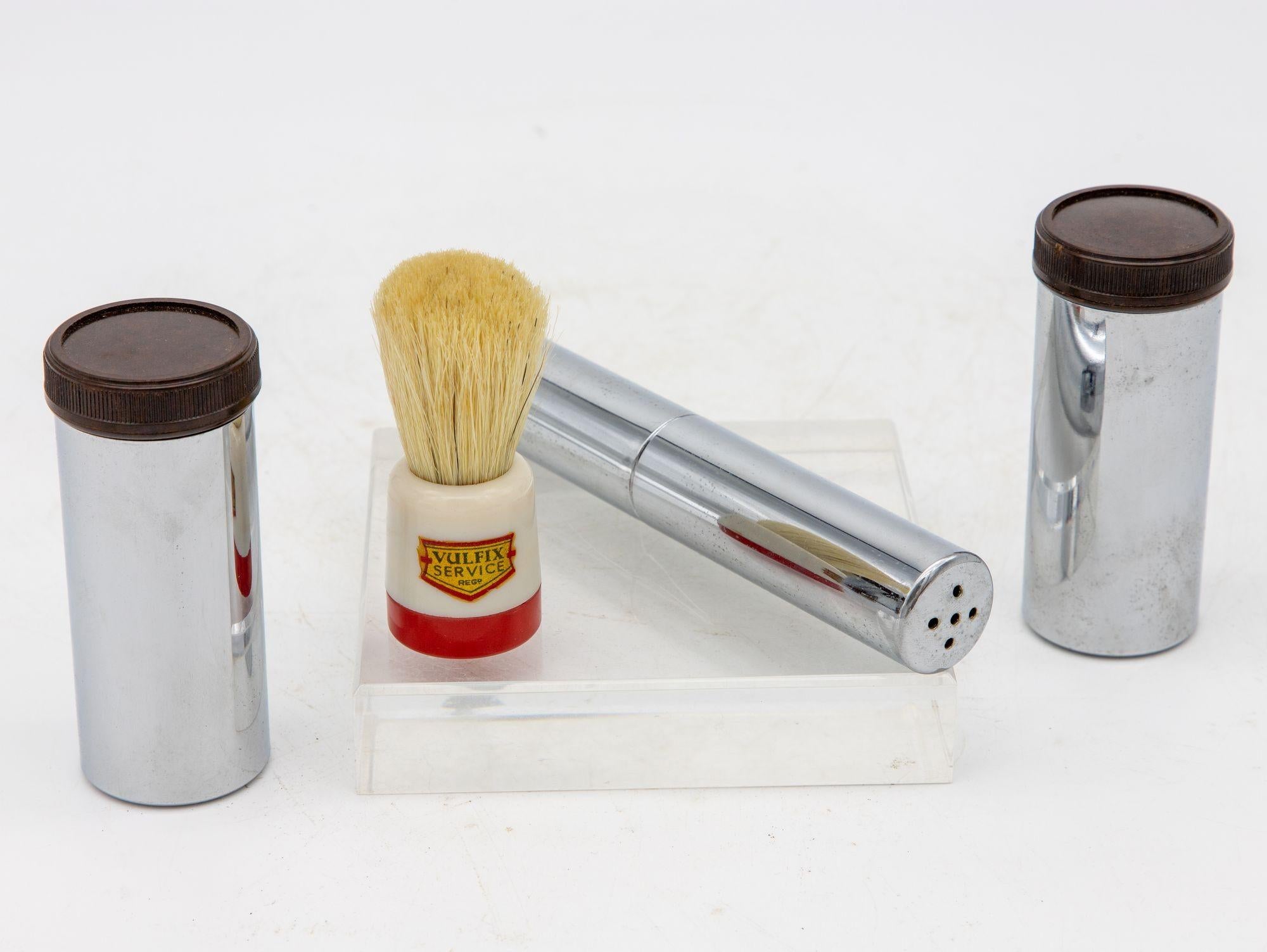 Vintage Men's Grooming Kit with Leather Case For Sale 6