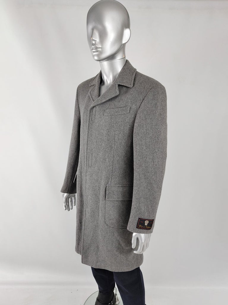 Vintage Mens Italian Wool and Cashmere Grey Knit Overcoat Covert Coat For Sale at 1stDibs