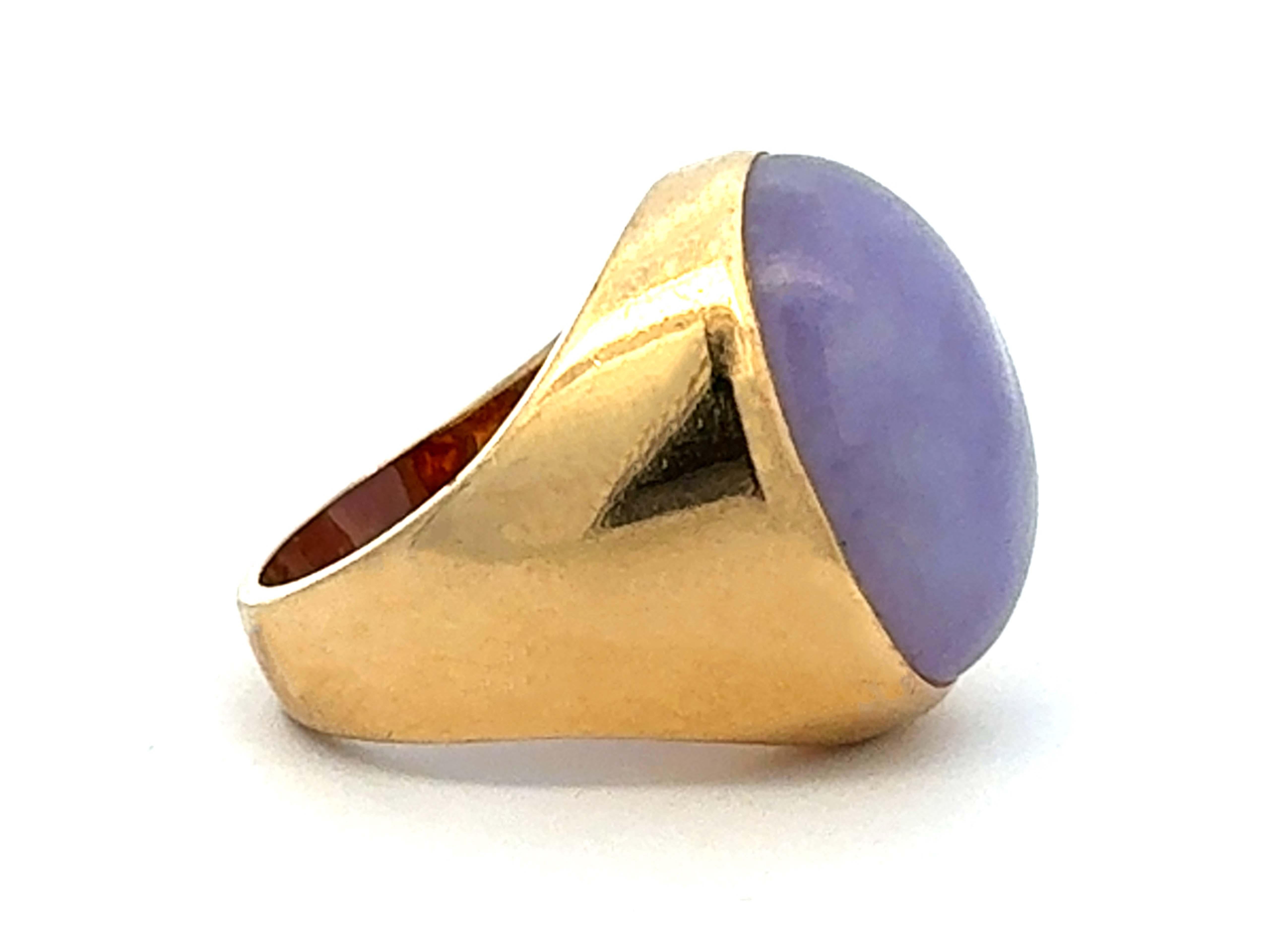 Women's or Men's Vintage Mens Large 30 Carat Lavender Cabochon Jade Ring 14k Yellow Gold