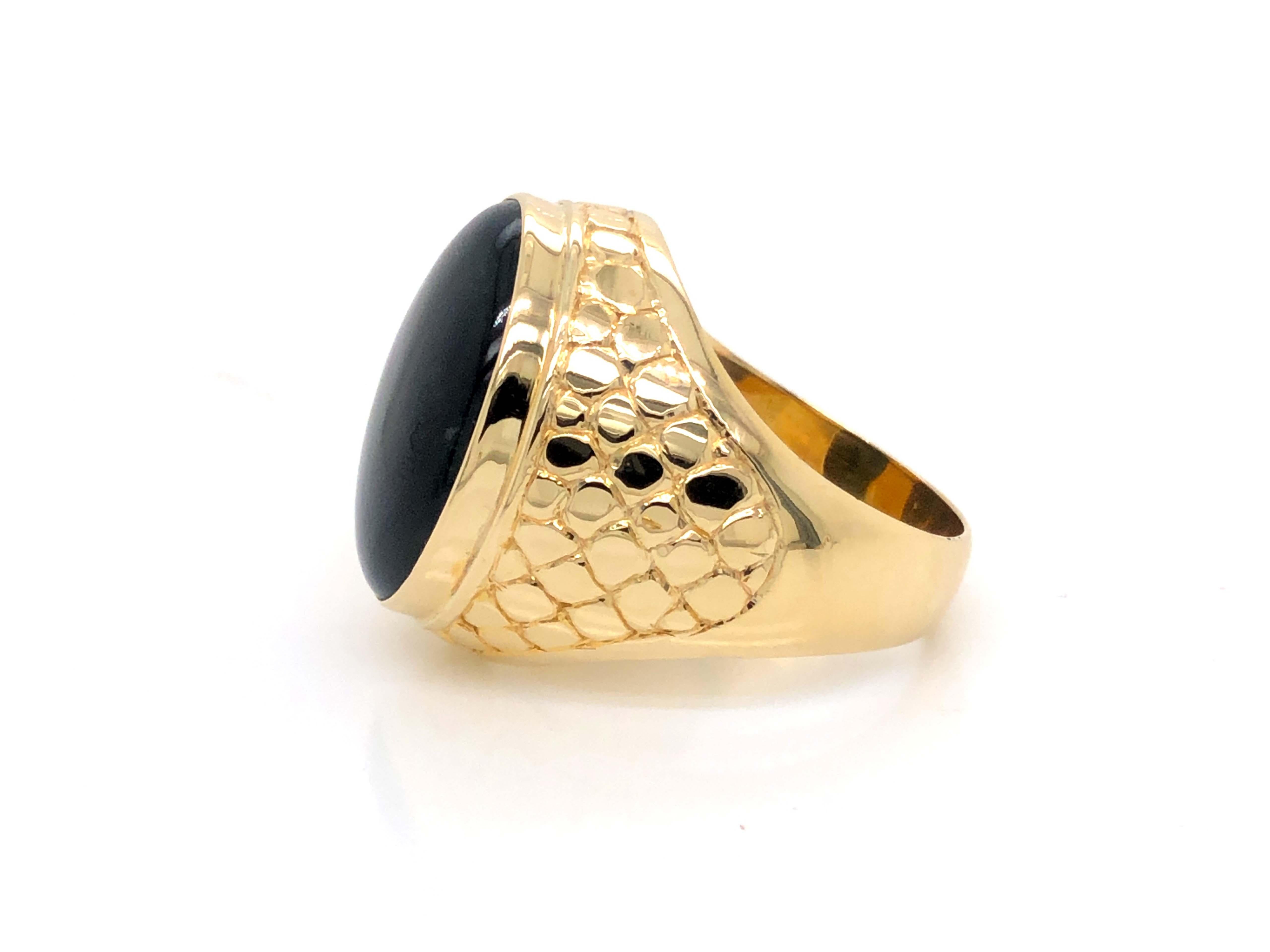 Modern Vintage Men's Large Black Jade Ring with Reptile Design in 14k Yellow Gold