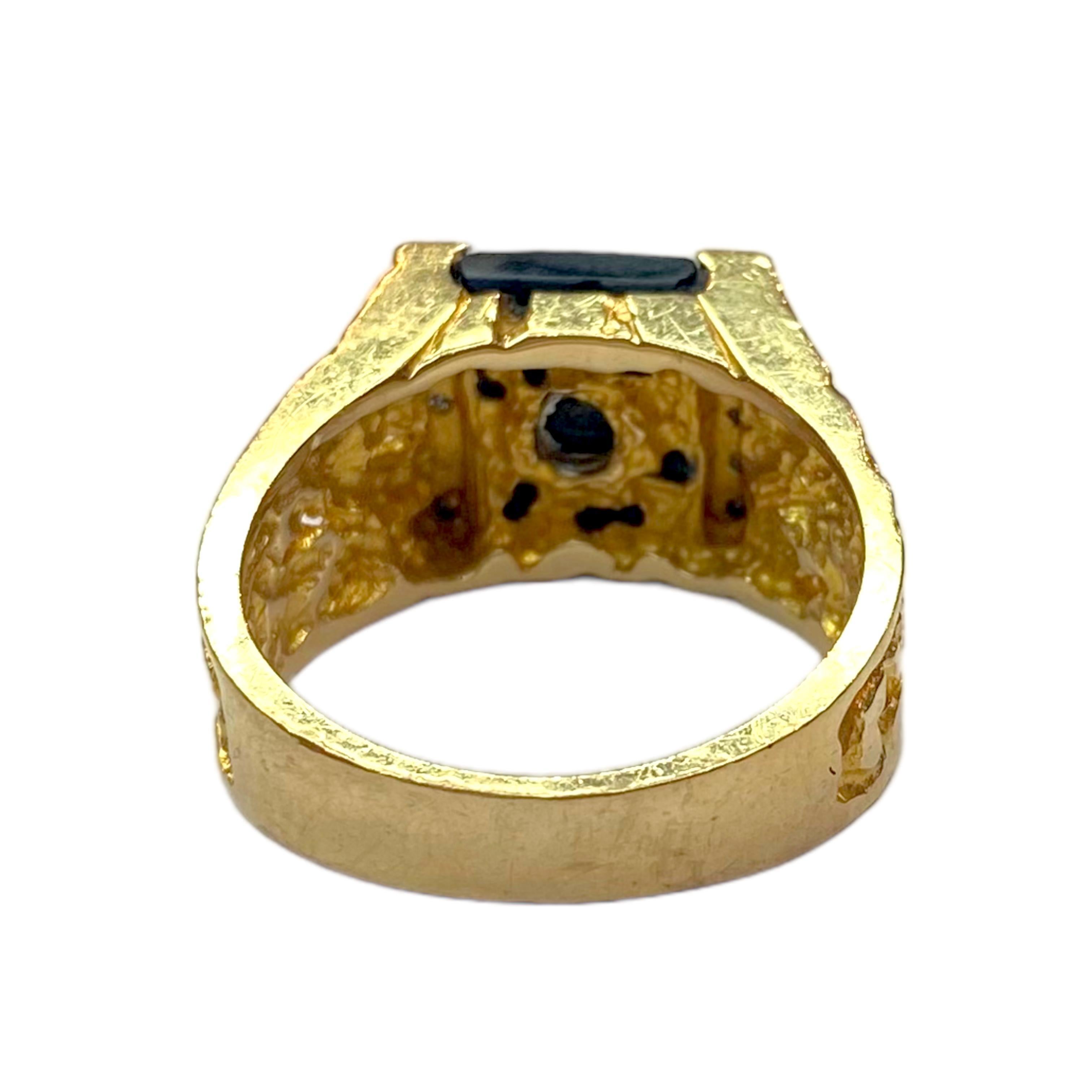 Brilliant Cut Vintage Men's Onyx & Diamond Gold Ring