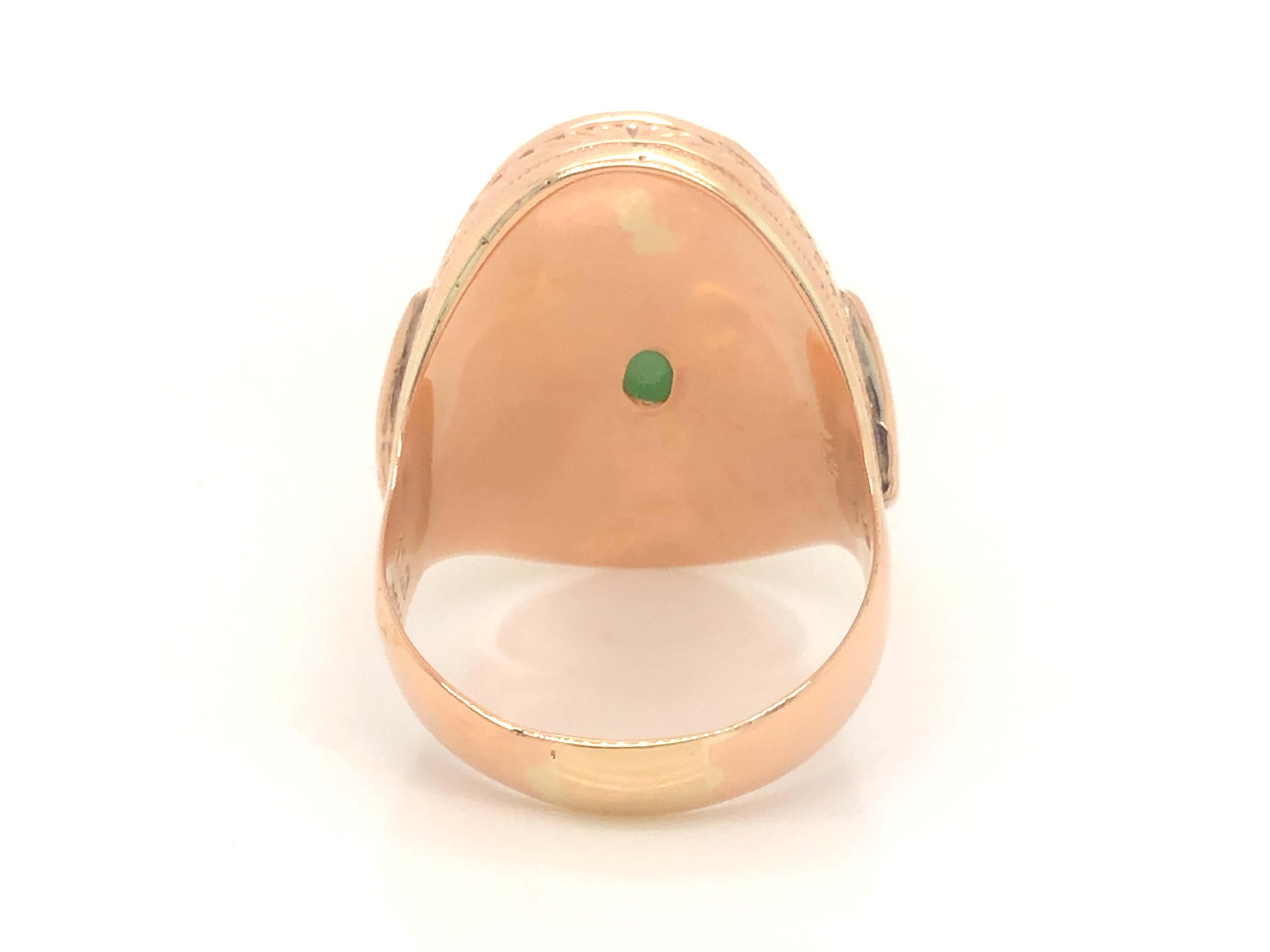 Women's or Men's Vintage Men's Oval Cabochon Green Jade Ring, 14k Yellow Gold