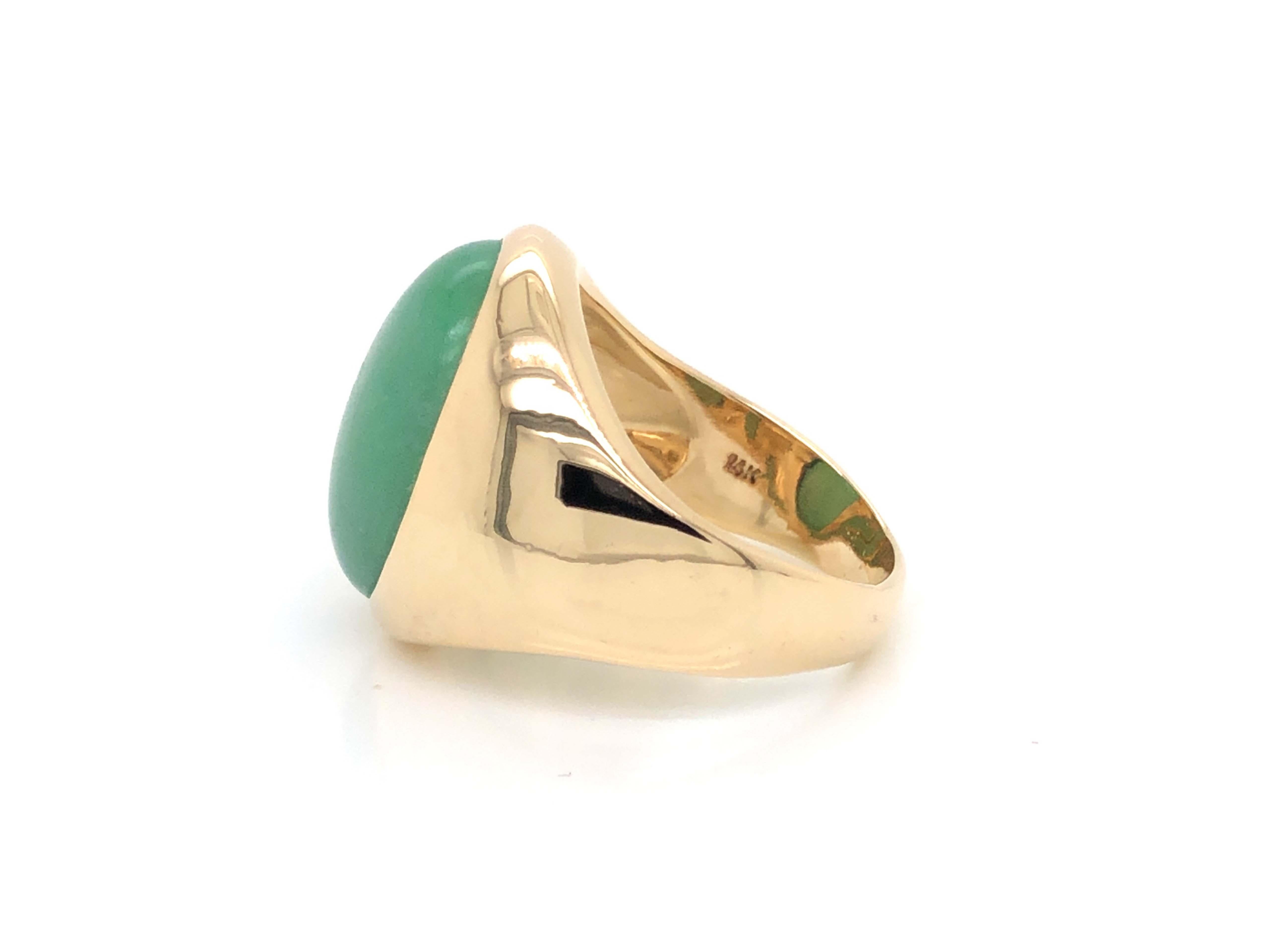 Oval Cut Vintage Men's Oval Cabochon Large Green Jade Ring - 14k Yellow Gold