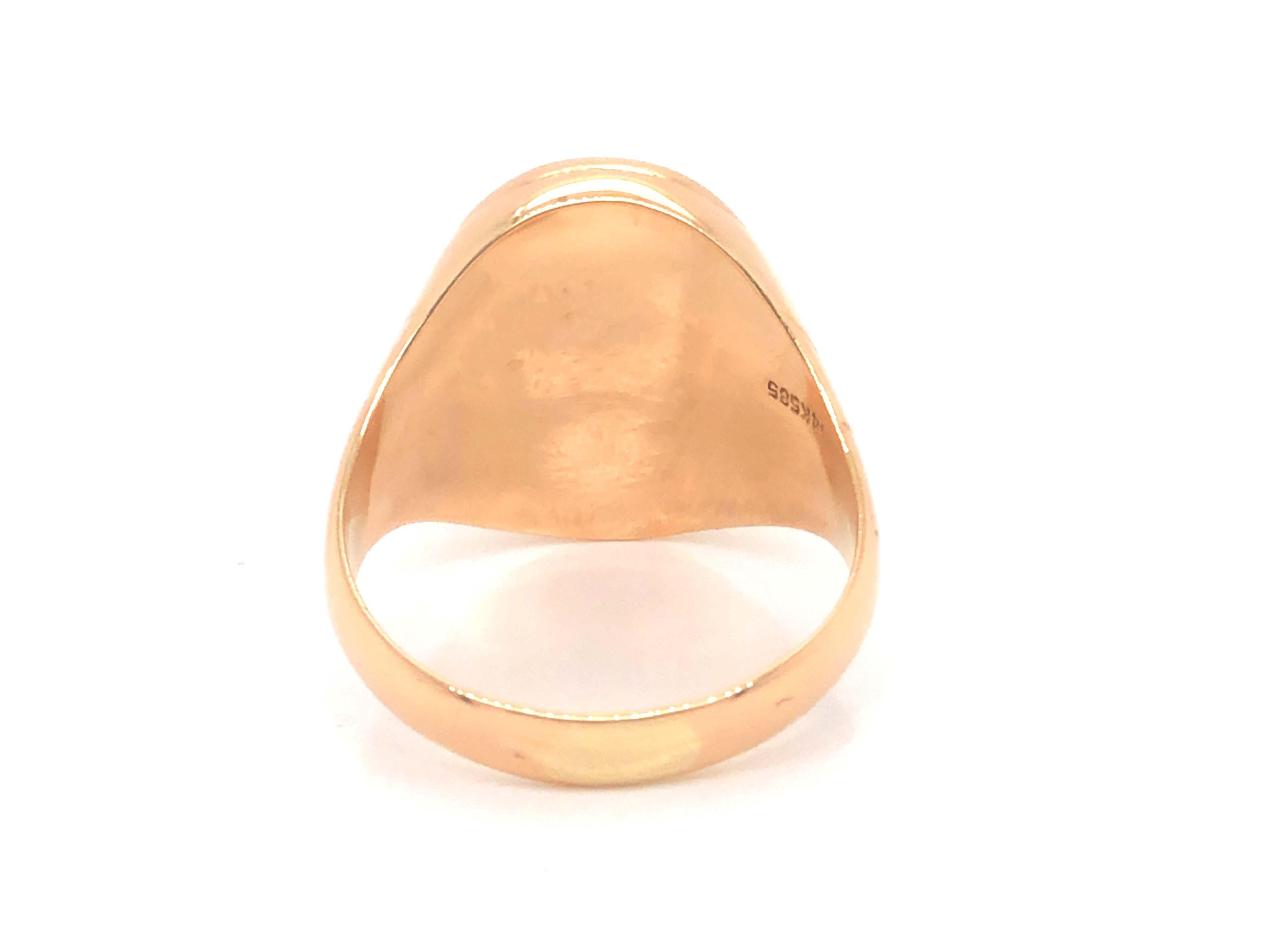 Ovaler Herrenring aus grüner Jade mit geometrischem Design aus 14 Karat Gelbgold Vintage 1
