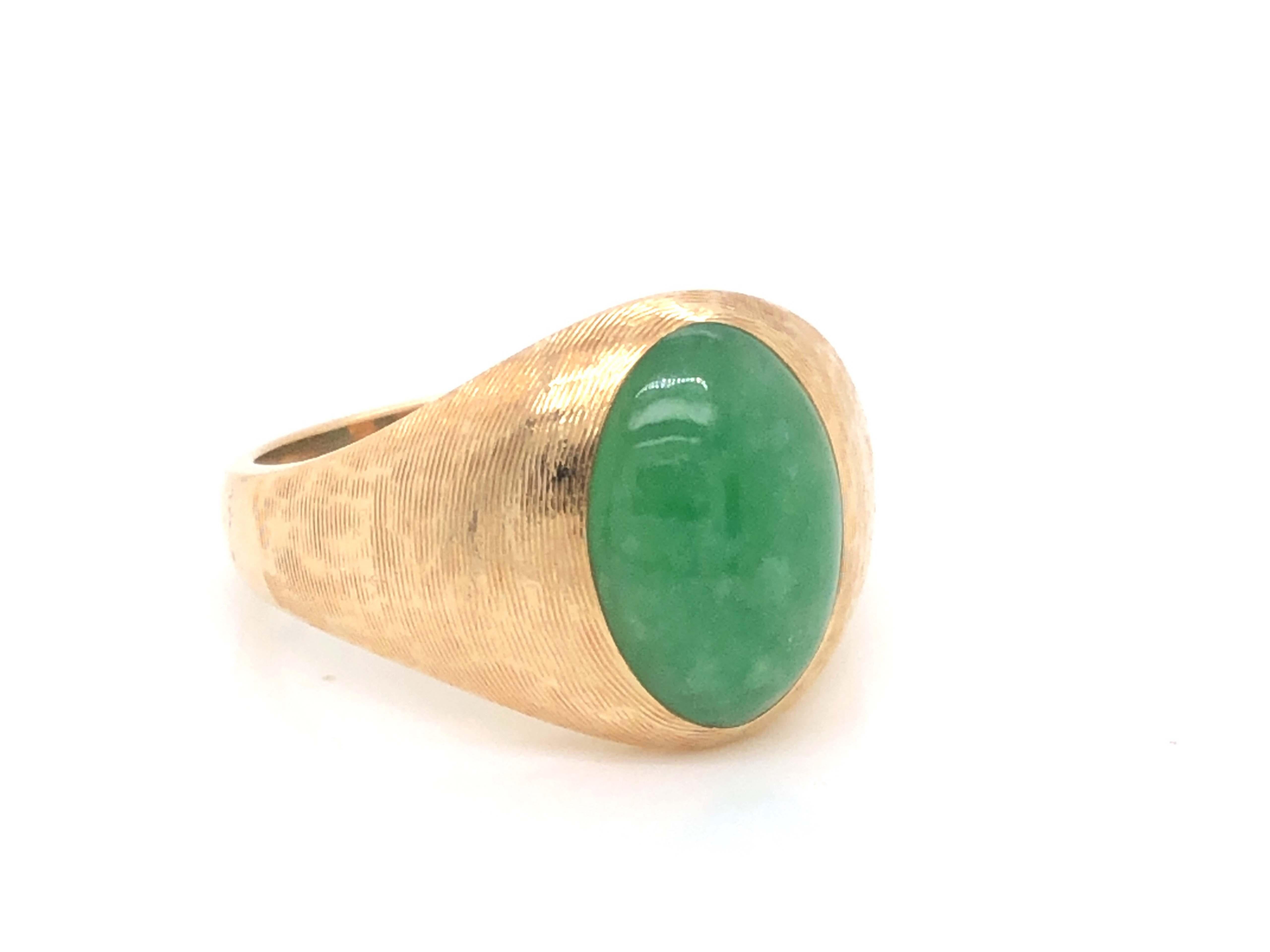 Modern Vintage Men's Oval Green Jade Ring with Textured Design in 14k Yellow Gold