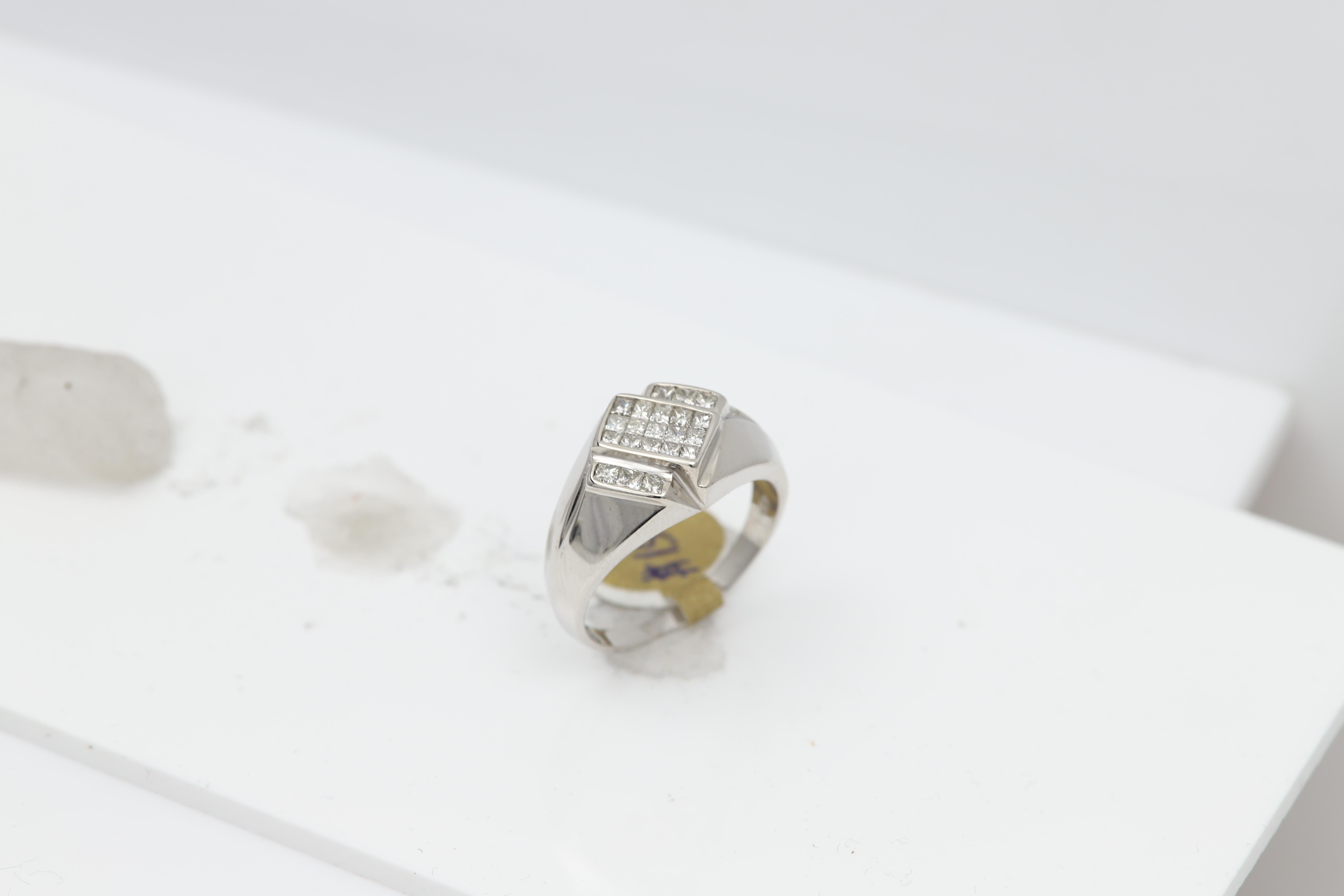 Vintage Men's Ring Diamond Men Ring Princess Cluster Diamonds 14 Karat Gold For Sale 4