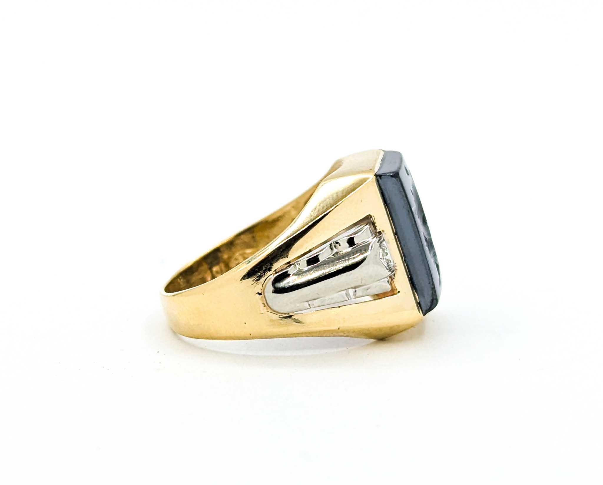 Vintage Men’s Roman Soldier Hematite Intaglio & Diamond Ring in 10k Yellow Gold For Sale 1