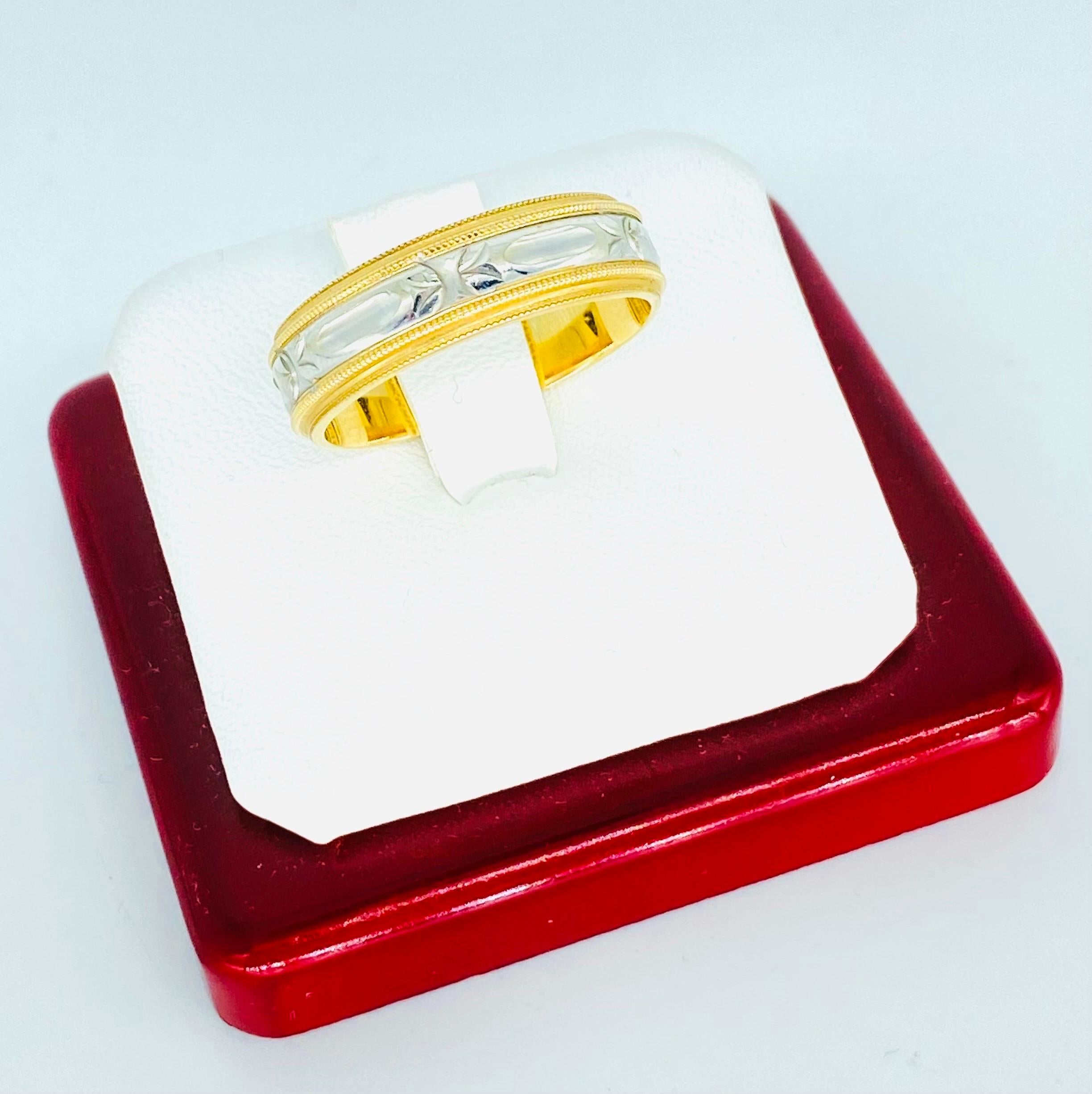 Bague Vintage pour homme, bicolore, avec design en forme de diamant, en or 14k en vente 1