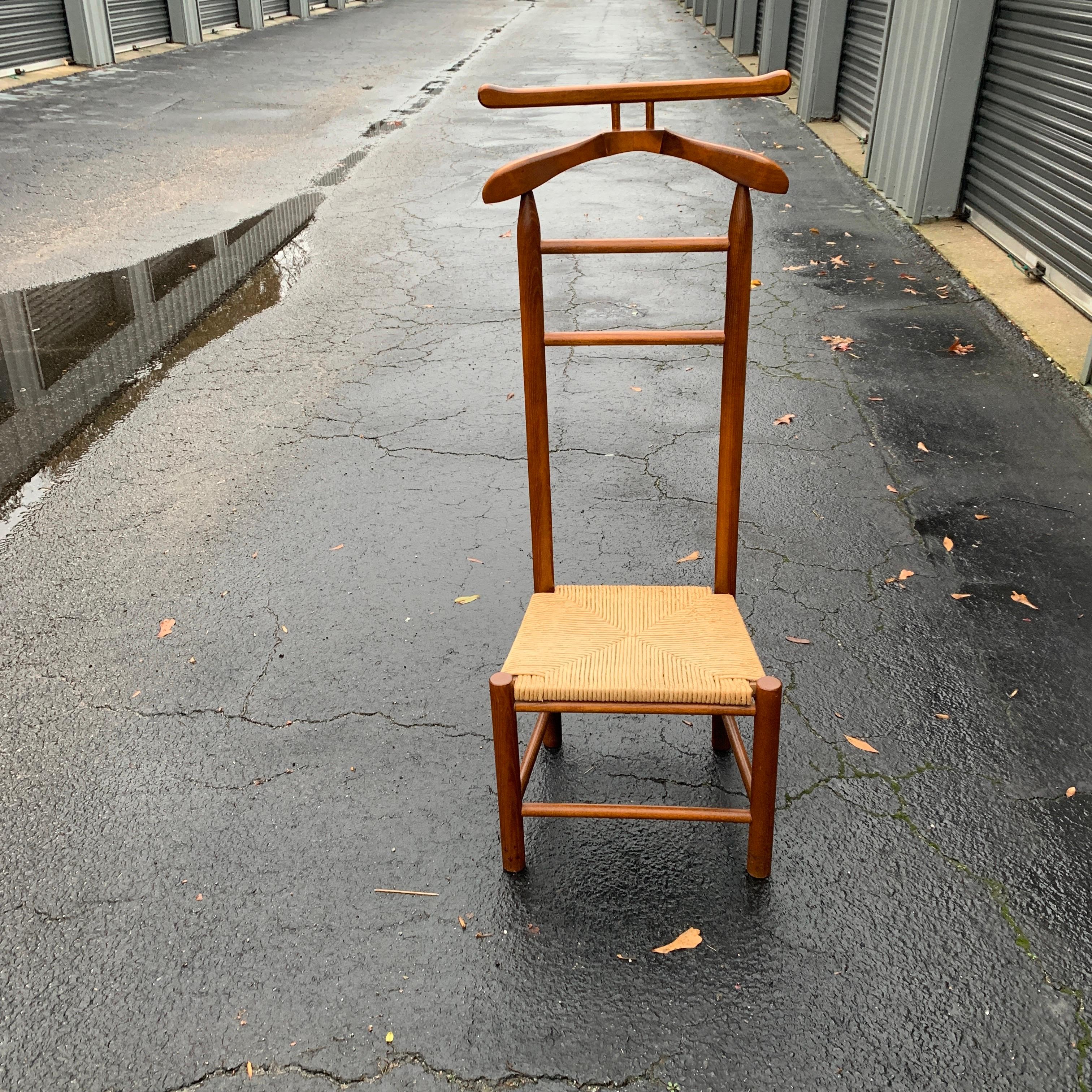 Unknown Vintage Men’s Valet Chair with Rush Seating and Wooden Frame